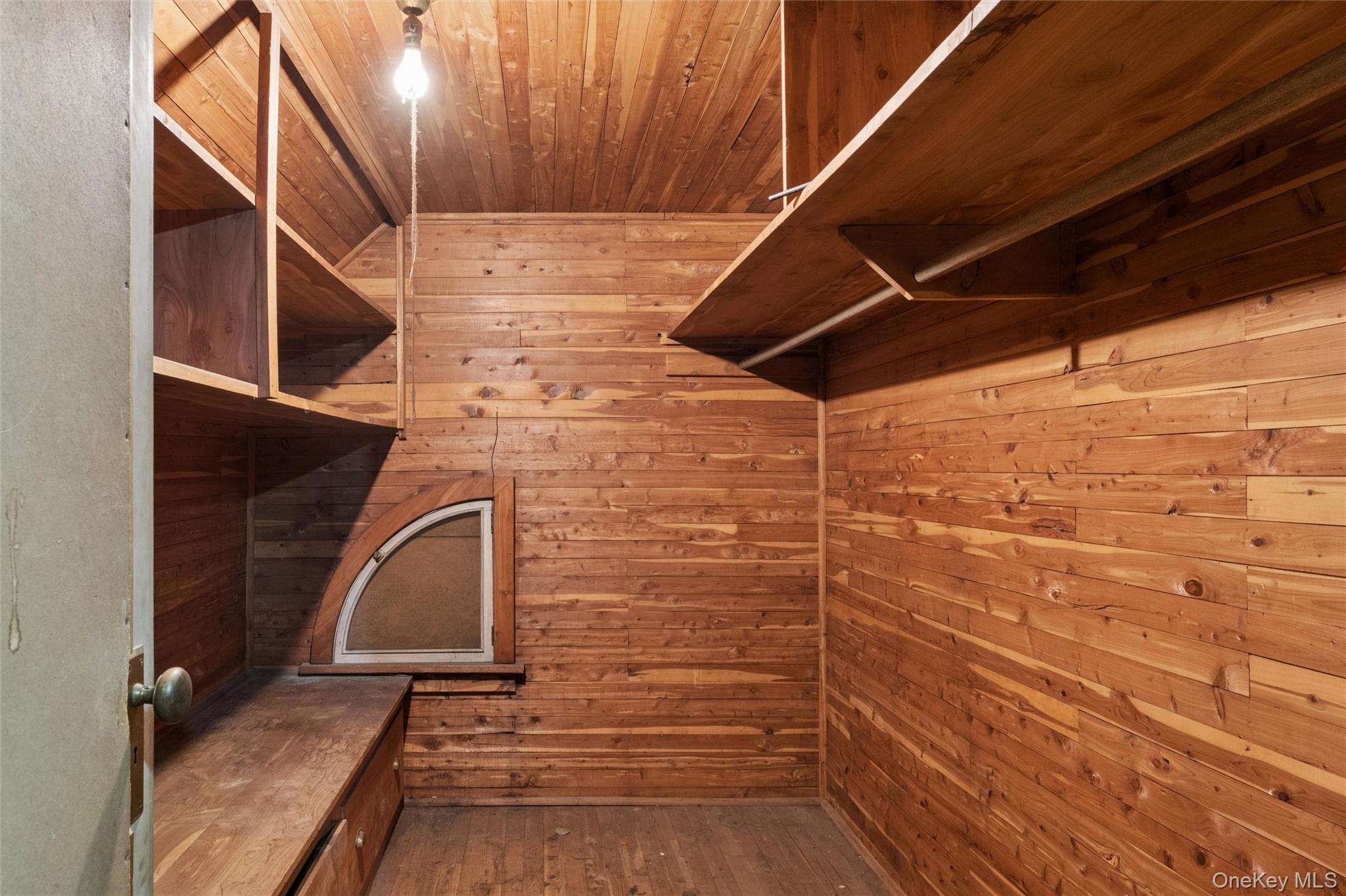 193-12 Foothill Avenue