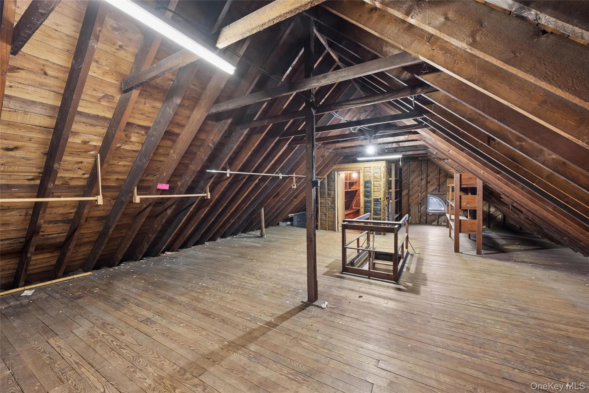 193-12 Foothill Avenue