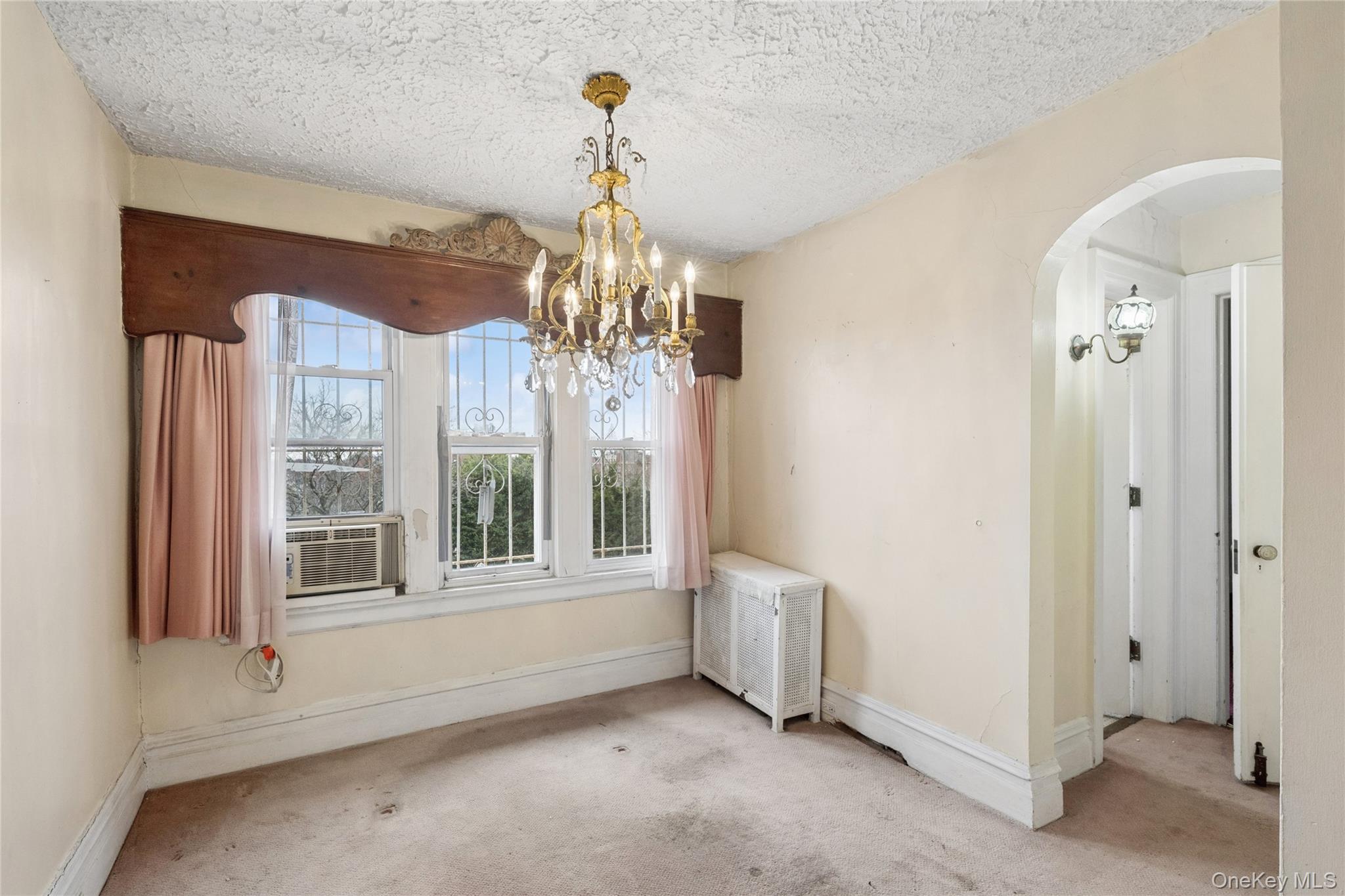 193-12 Foothill Avenue