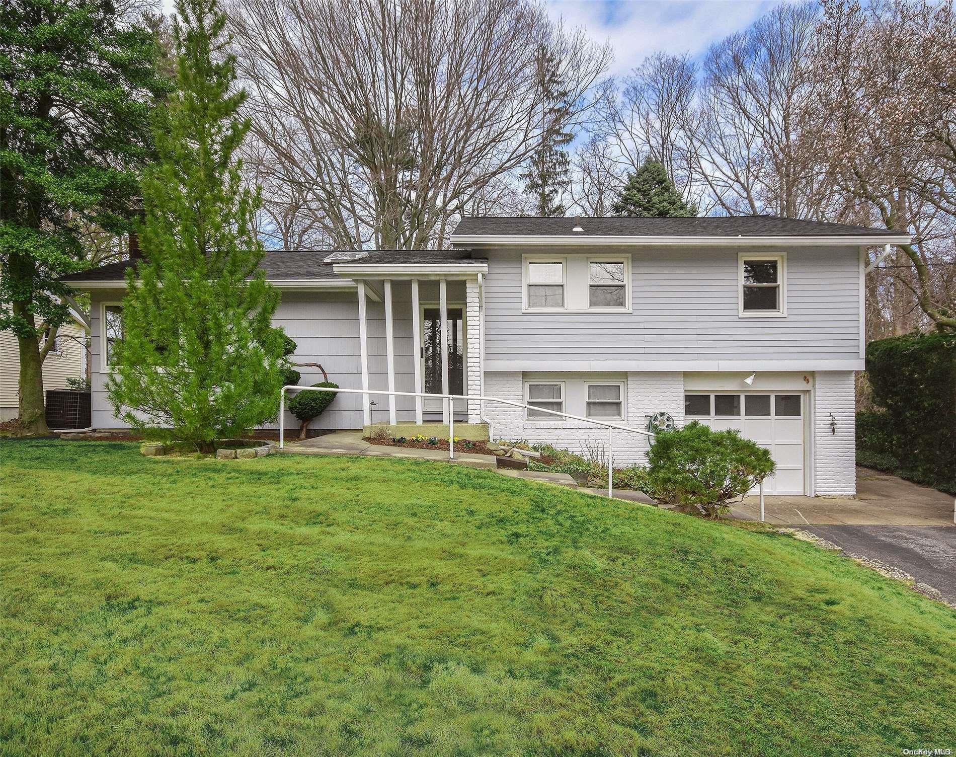 25 Woodridge Lane