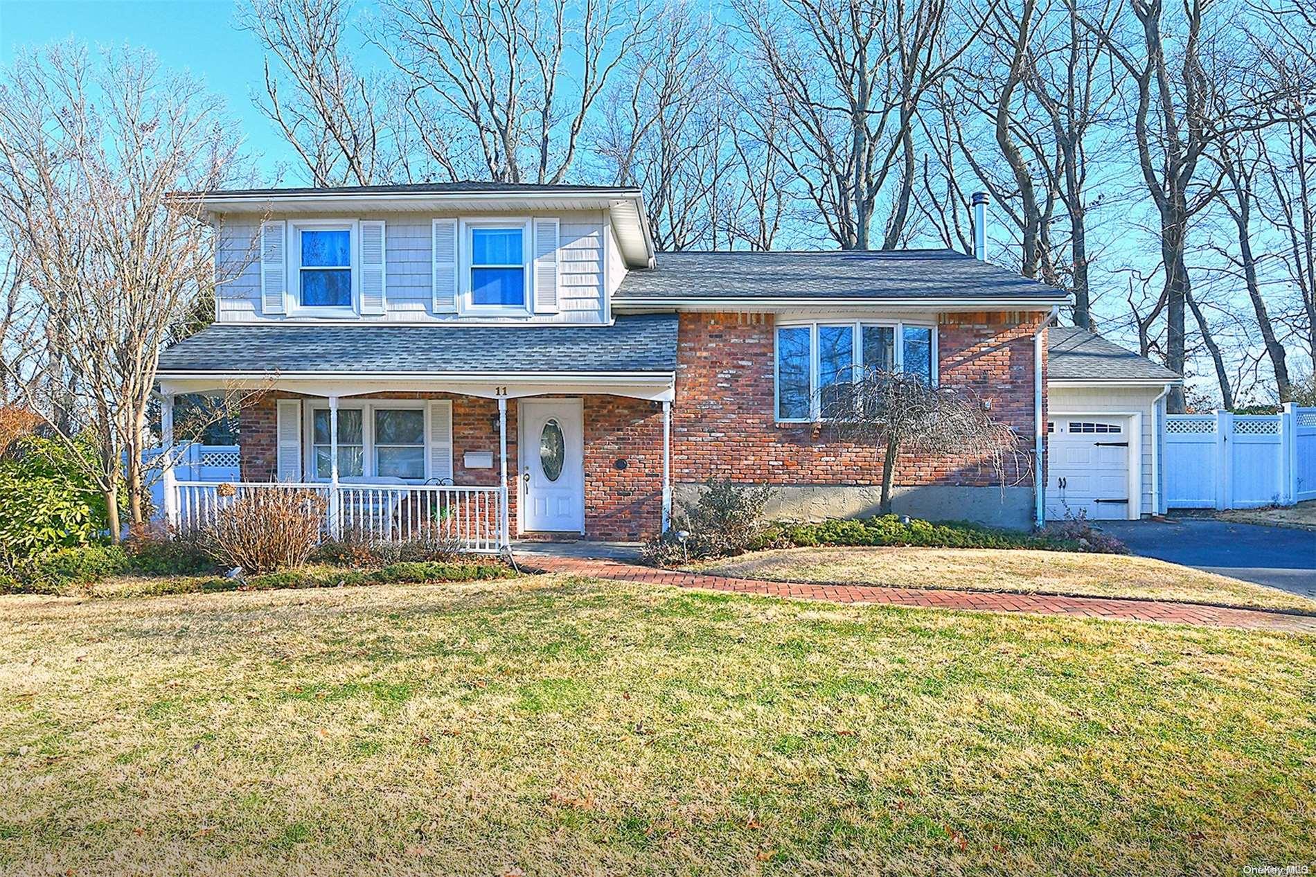 11 Wood Drive