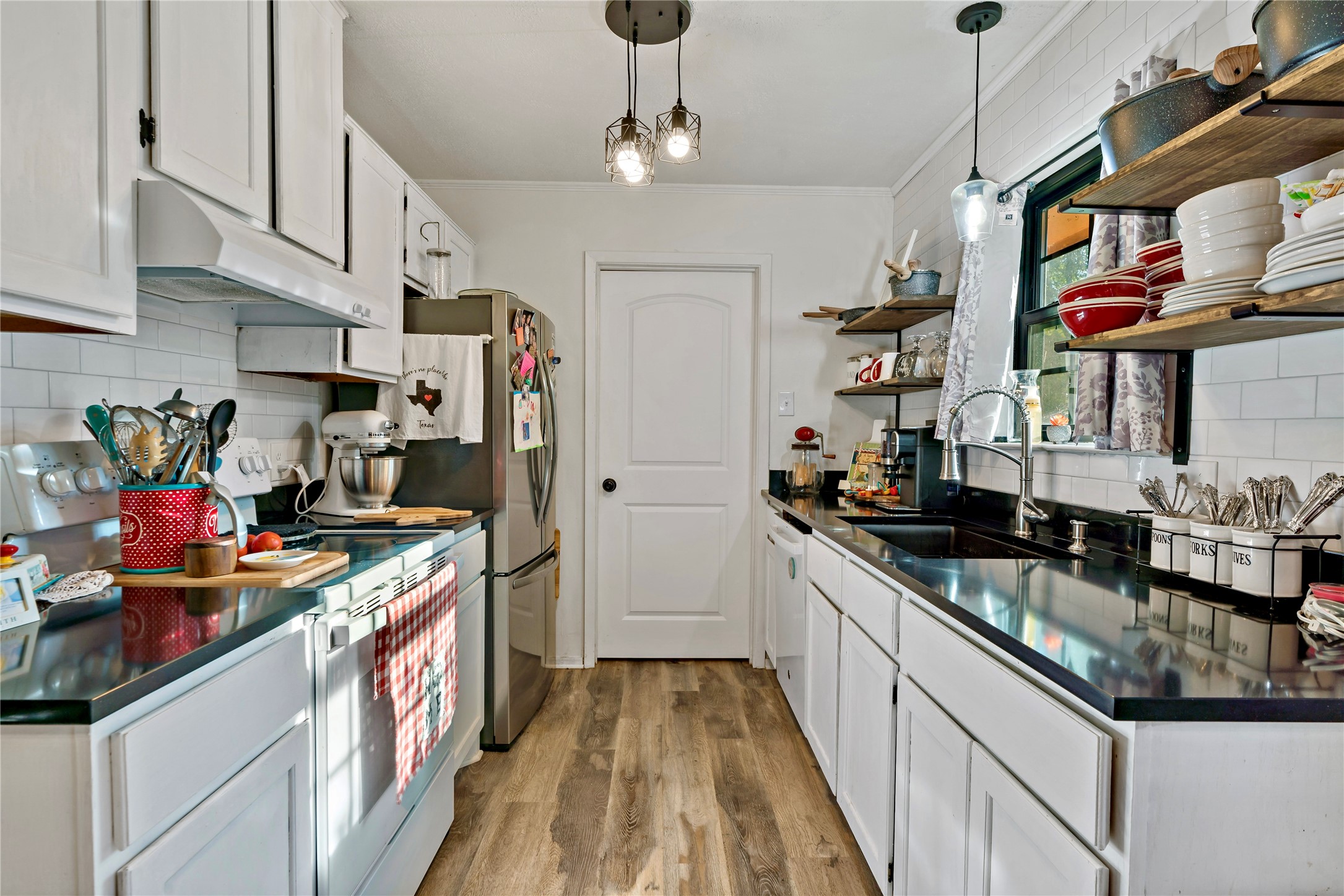 255 Chisholm Trail