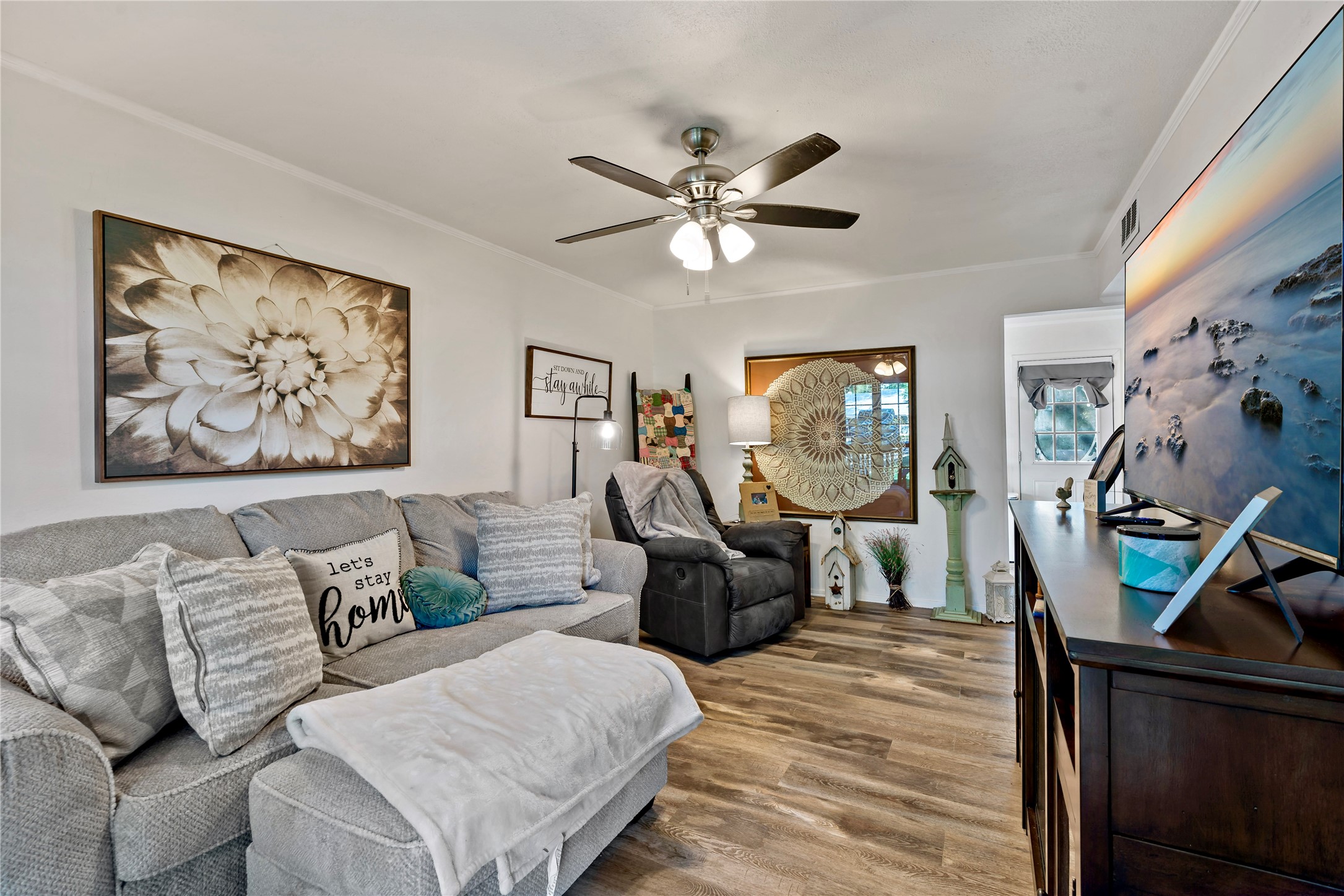 255 Chisholm Trail