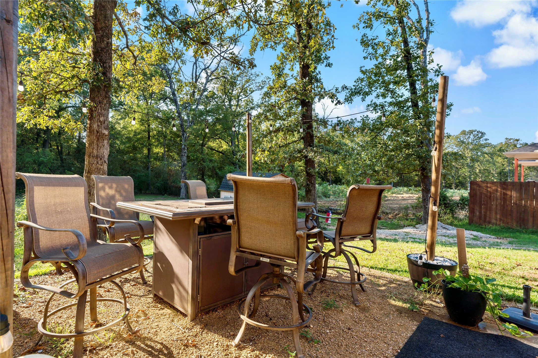 255 Chisholm Trail