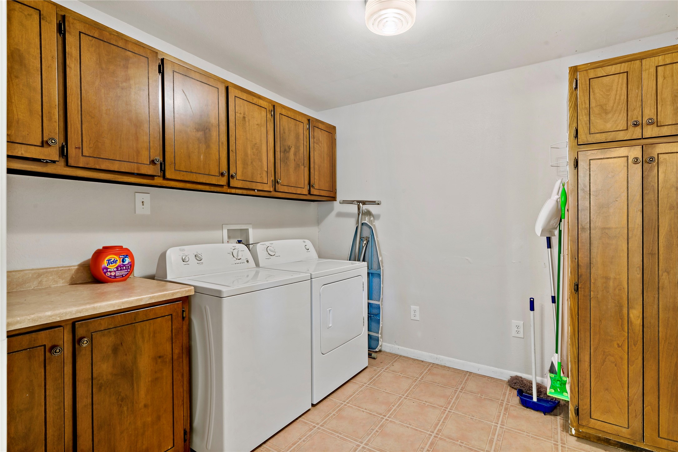 148 COUNTY ROAD 2010