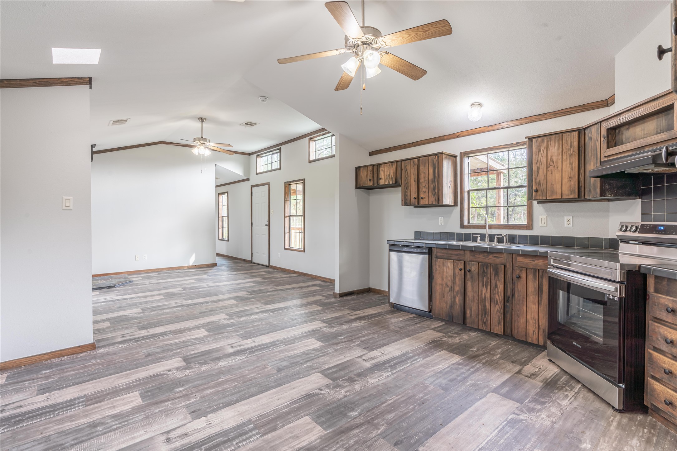 1224 COUNTY ROAD 1436