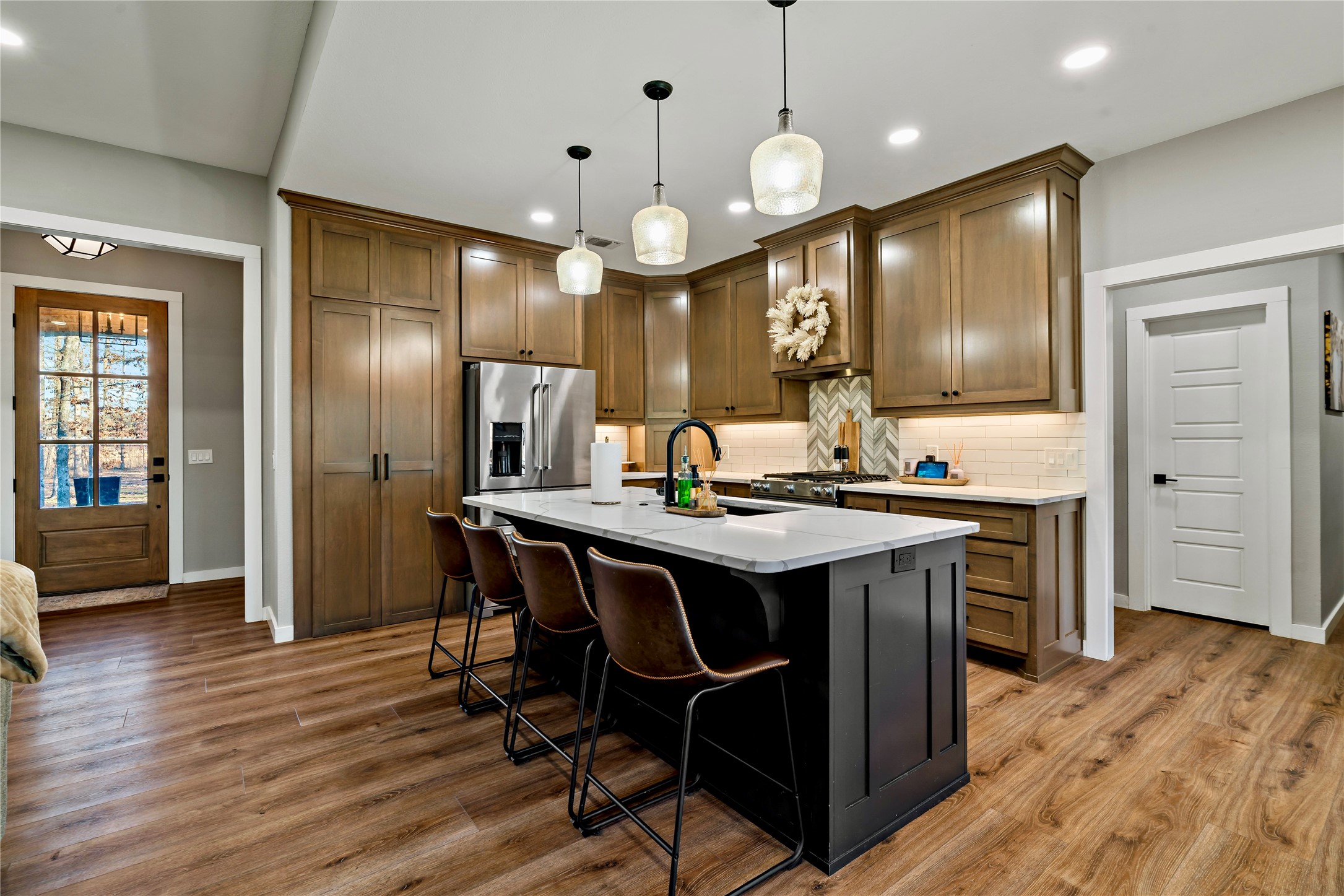 444 PRIVATE ROAD 44001