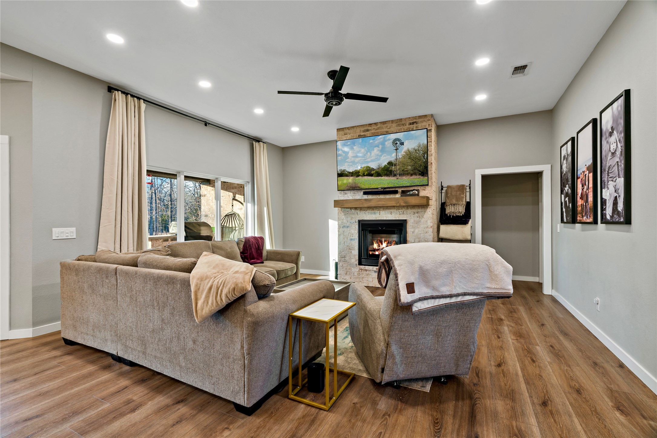 444 PRIVATE ROAD 44001