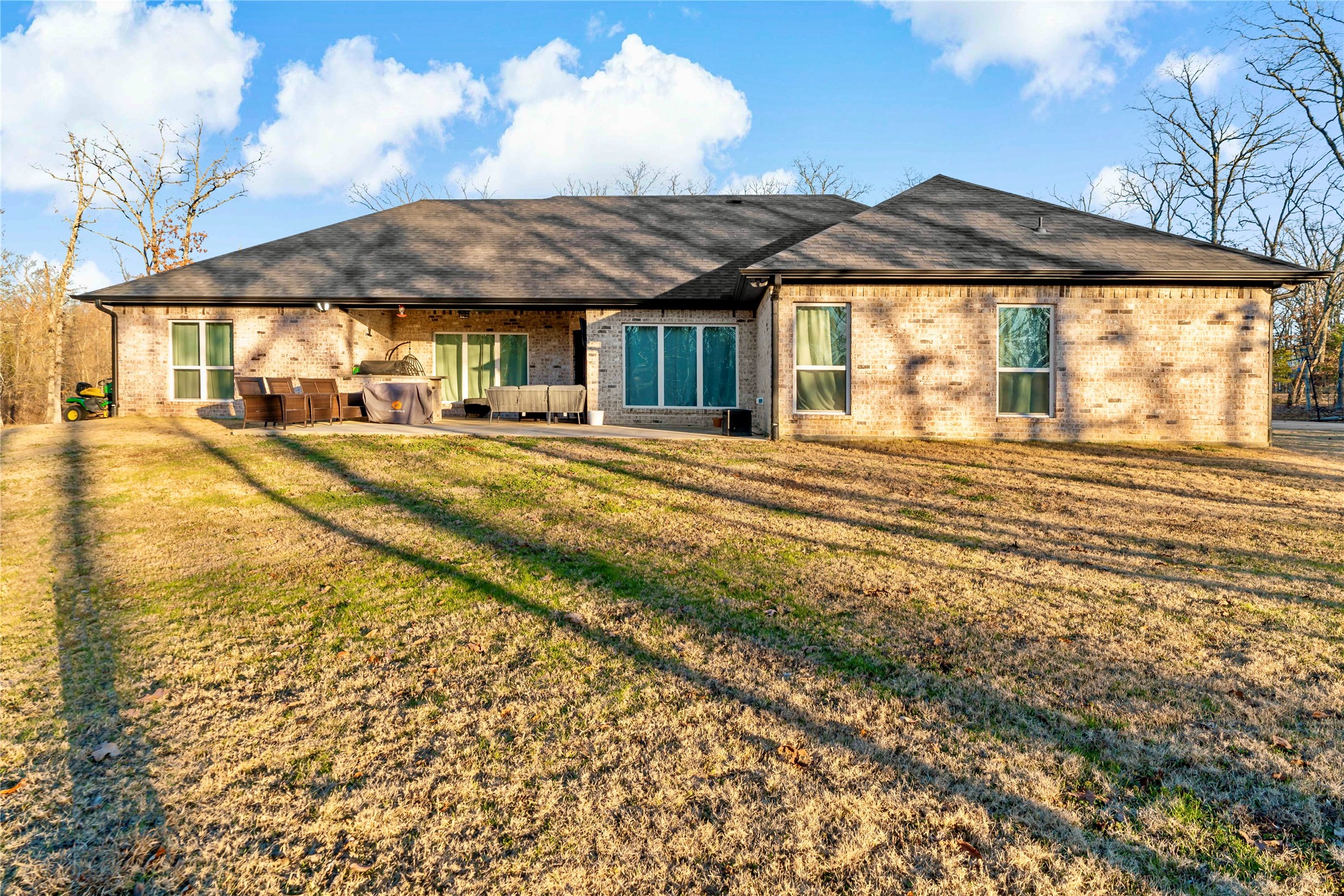 444 PRIVATE ROAD 44001