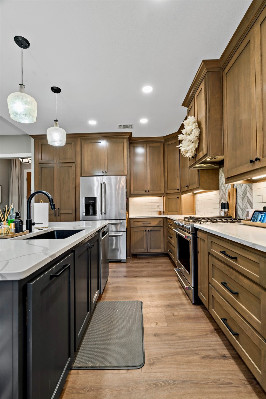 444 PRIVATE ROAD 44001