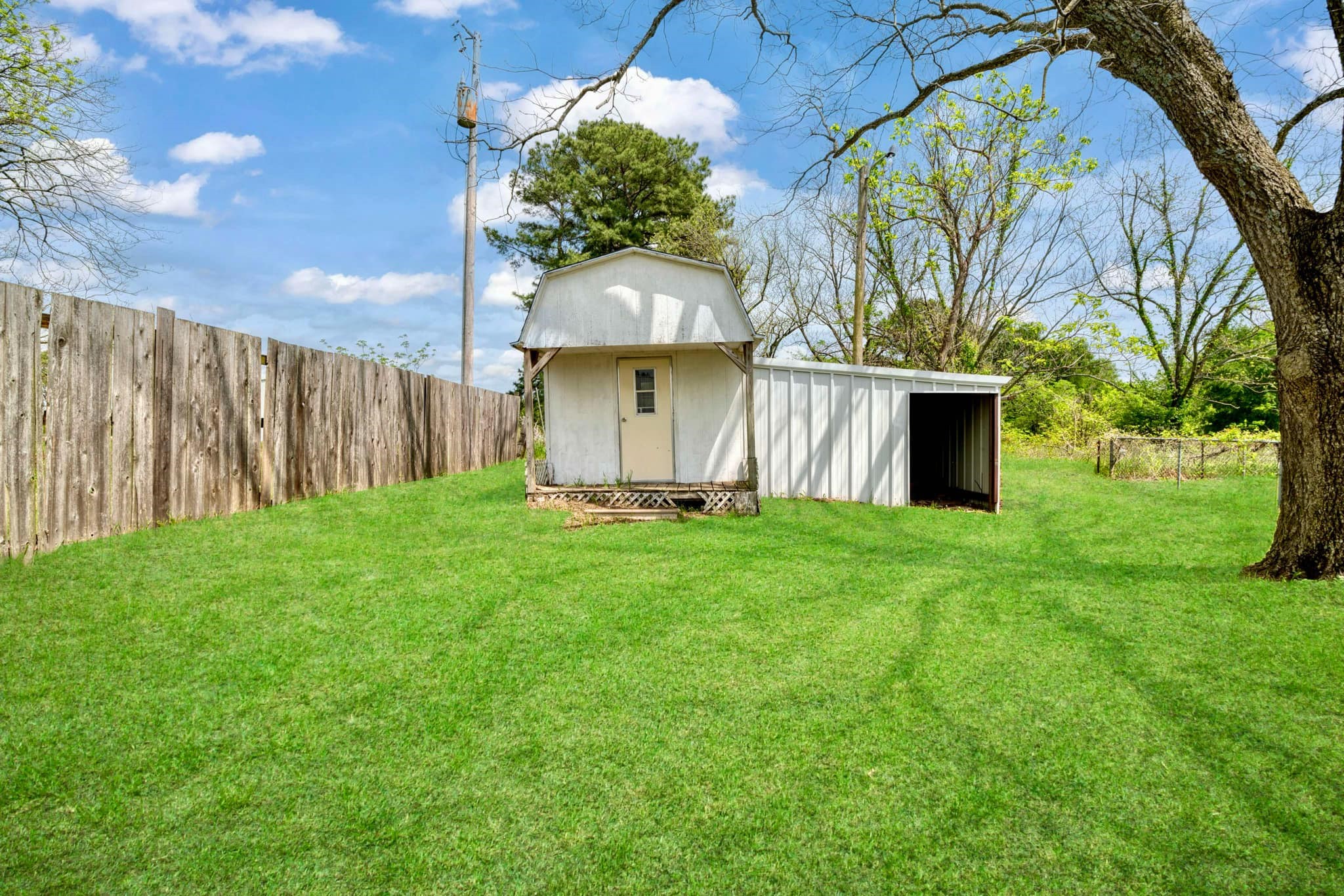 120 N Douglas Street