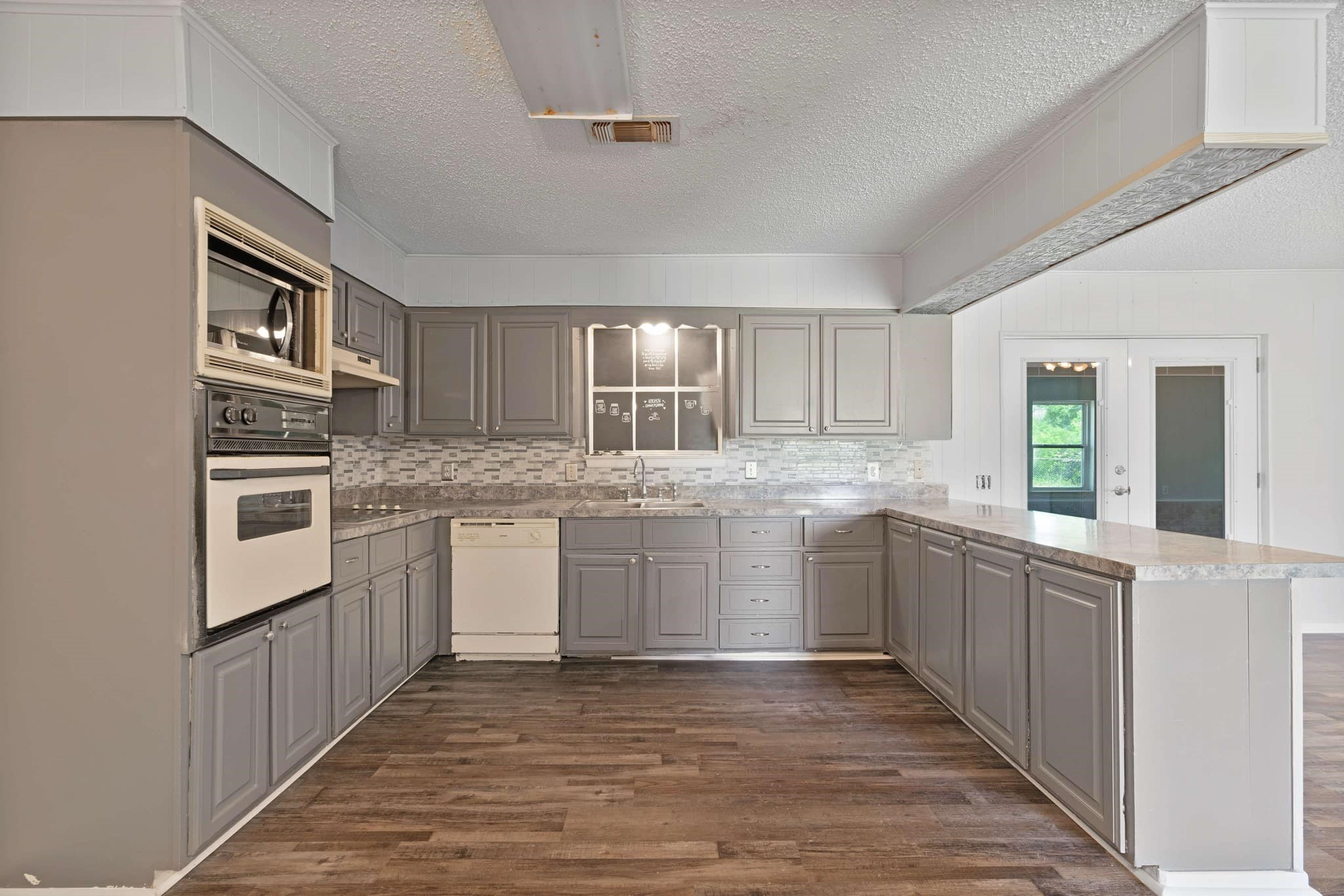 120 N Douglas Street