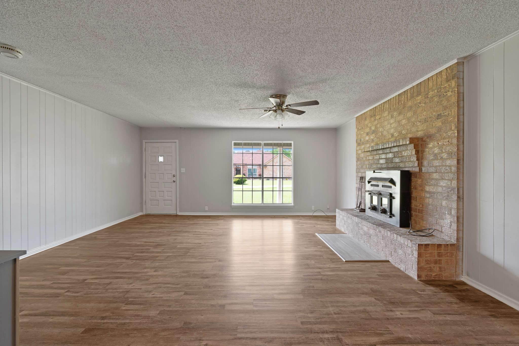 120 N Douglas Street