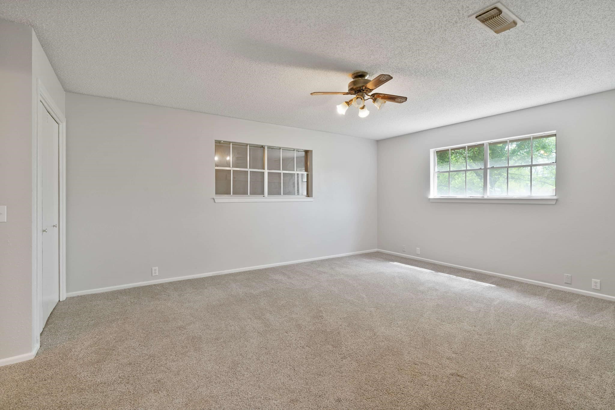 120 N Douglas Street