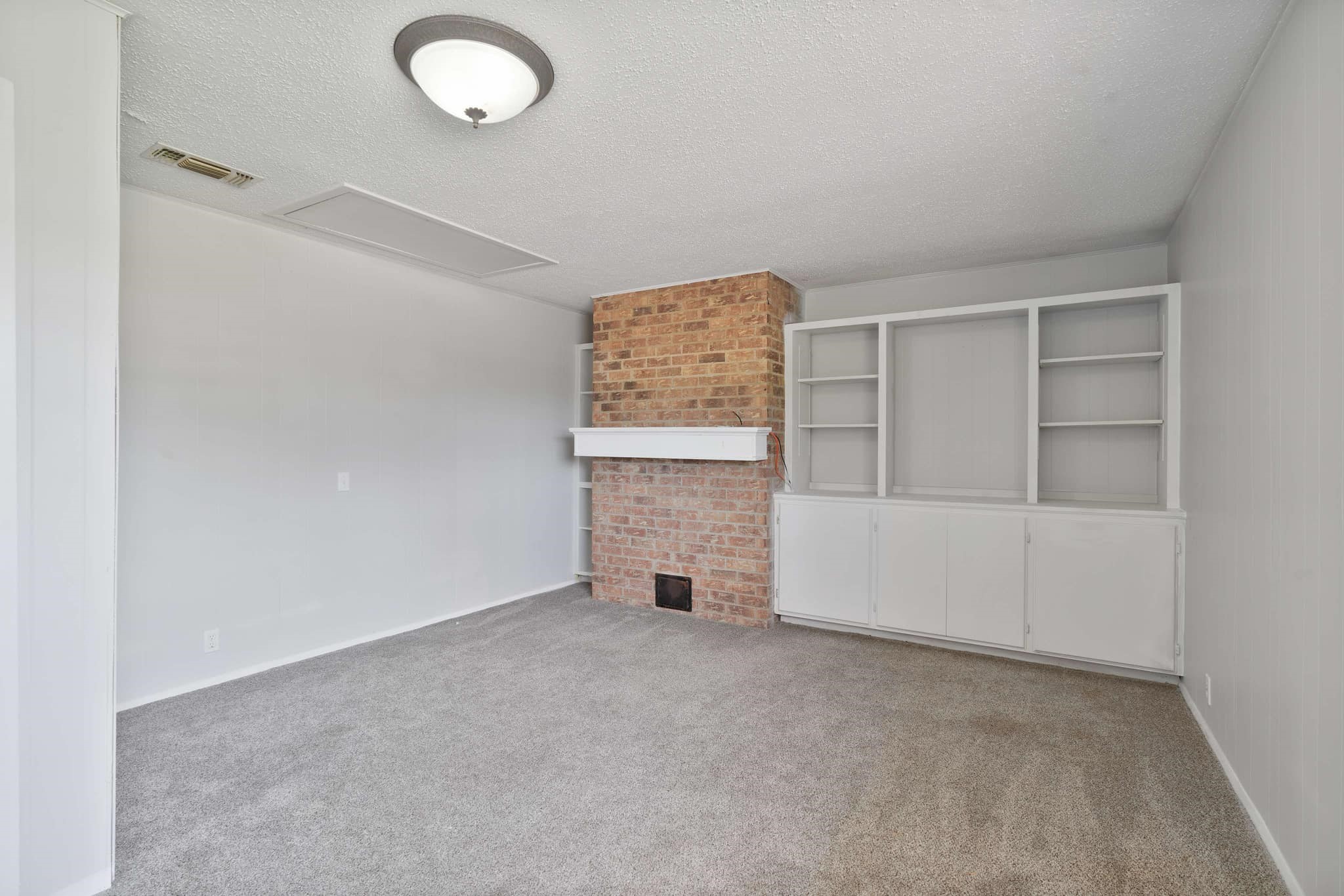 120 N Douglas Street