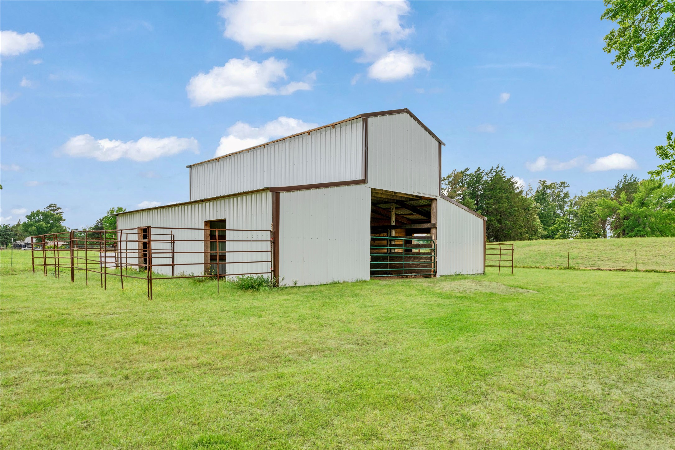 1105 County Road 1420