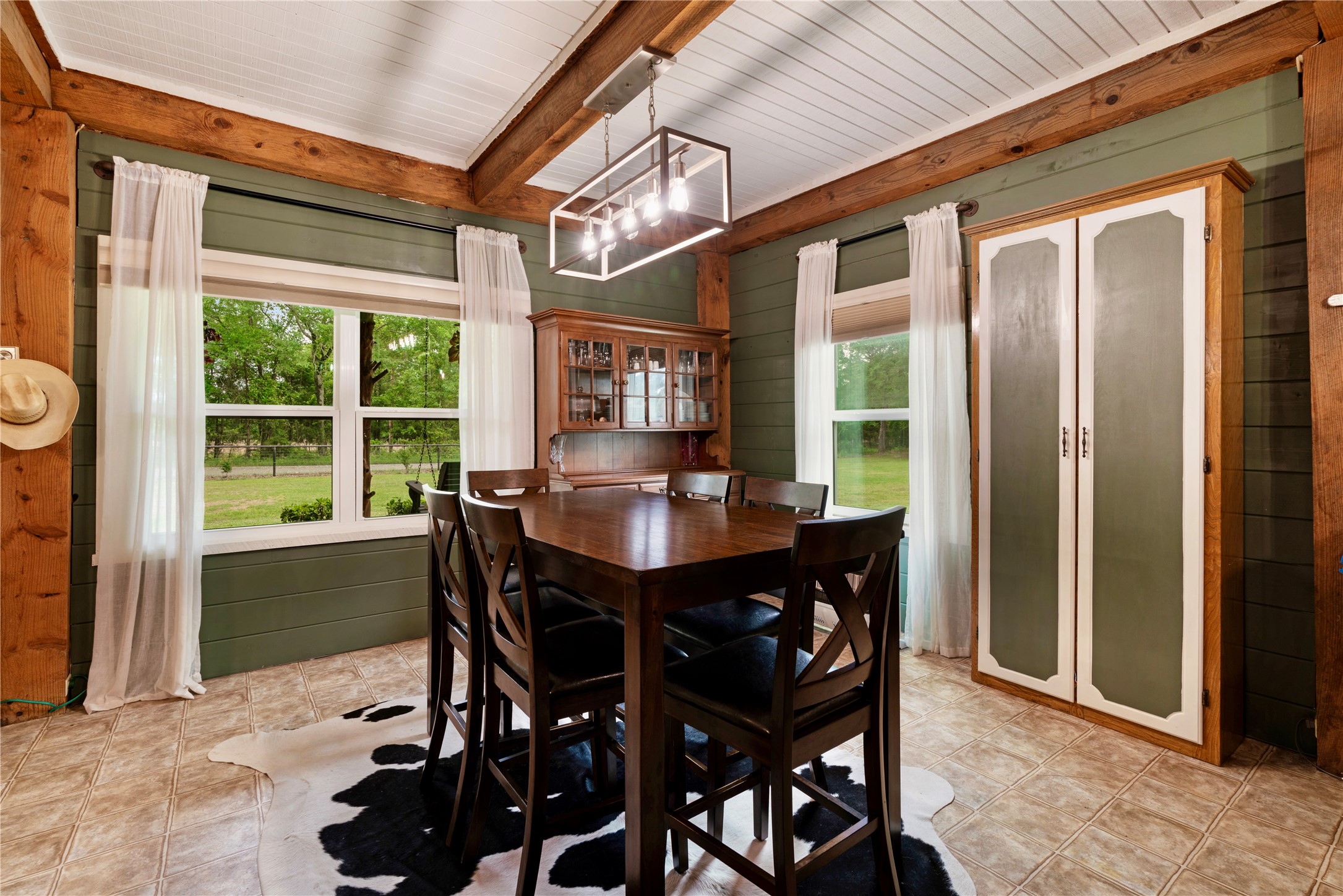 1105 County Road 1420