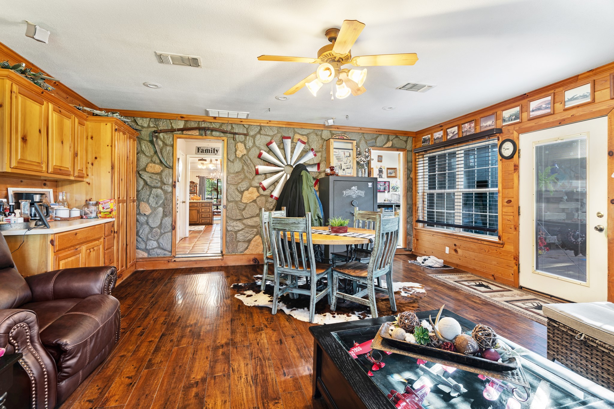 10510 US Highway 82 E