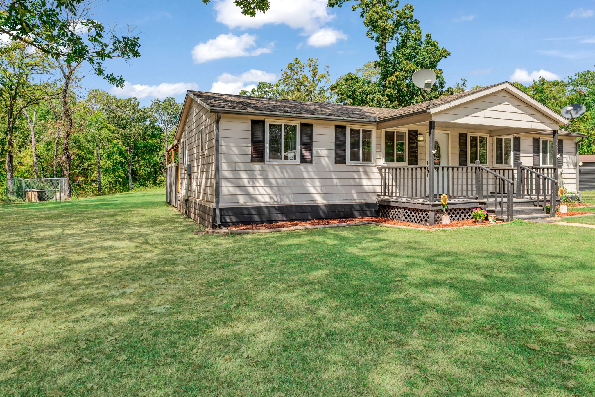 28 PRIVATE ROAD 45075