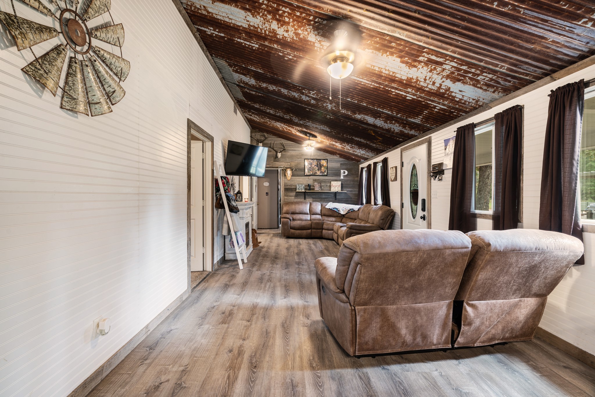 28 PRIVATE ROAD 45075