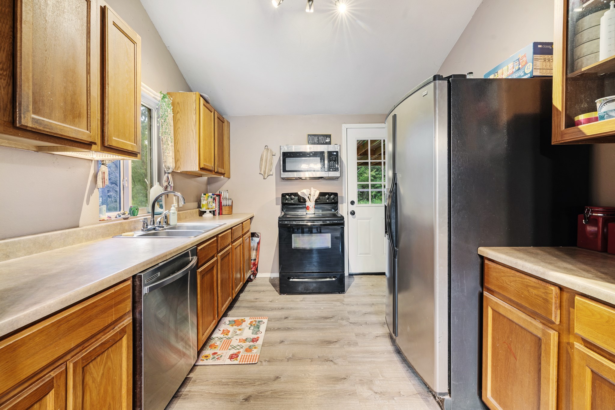 28 PRIVATE ROAD 45075