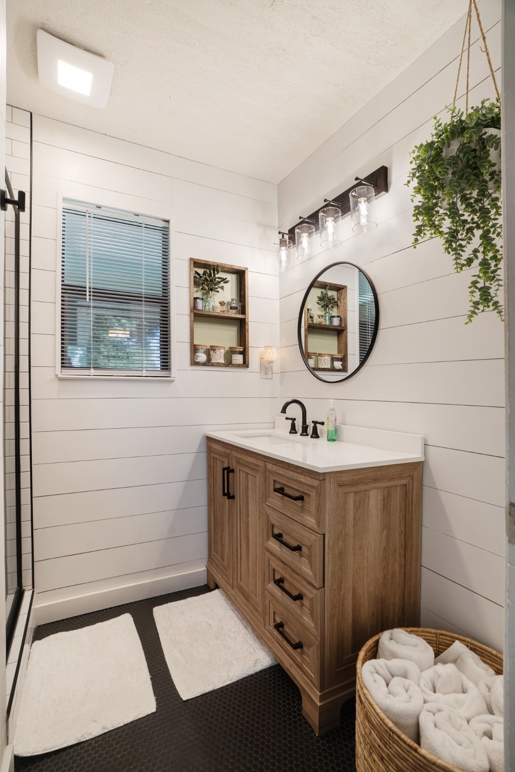 495 County Road 45900