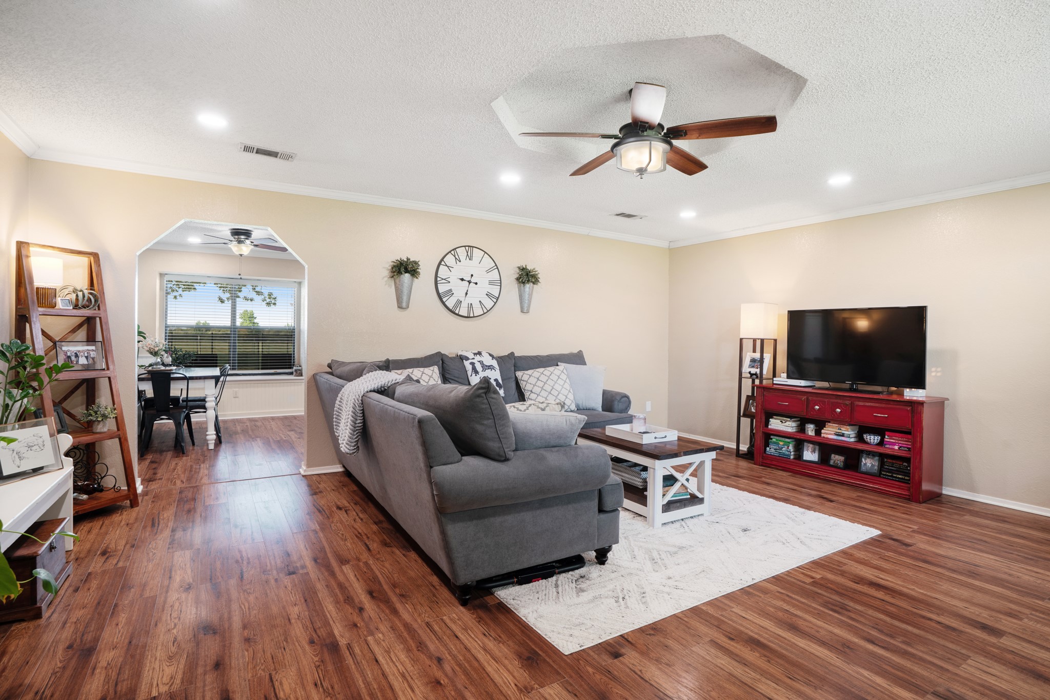 495 County Road 45900