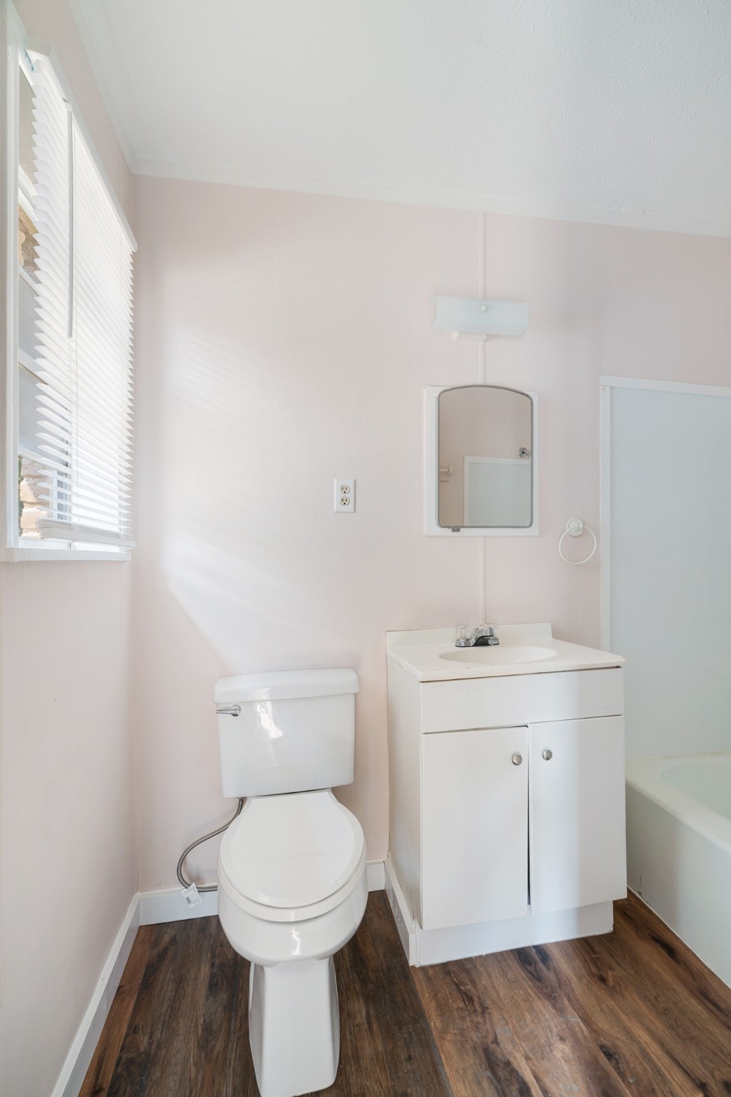 700 S Donoho Street 700, 702, 704, 706, 708