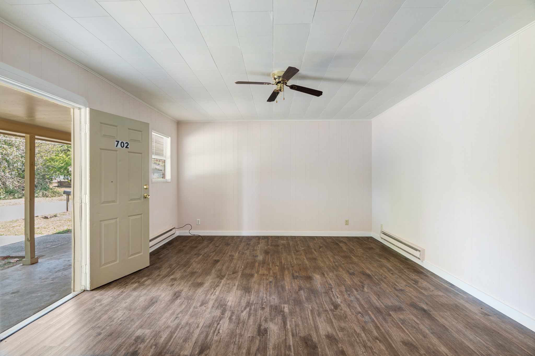 700 S Donoho Street 700, 702, 704, 706, 708