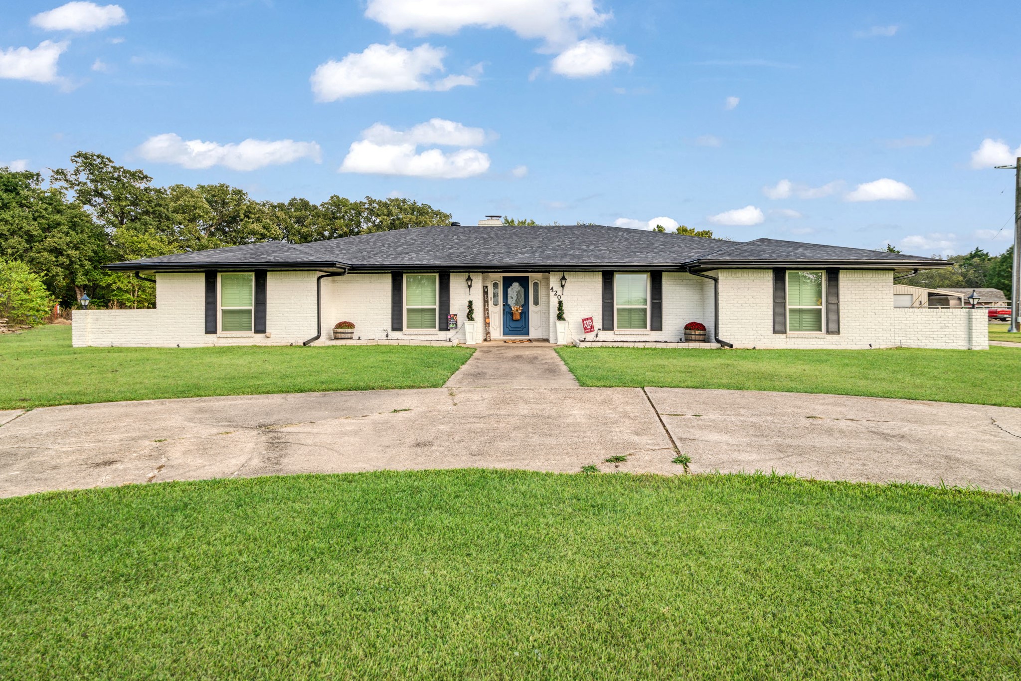 420 Clarksville Road