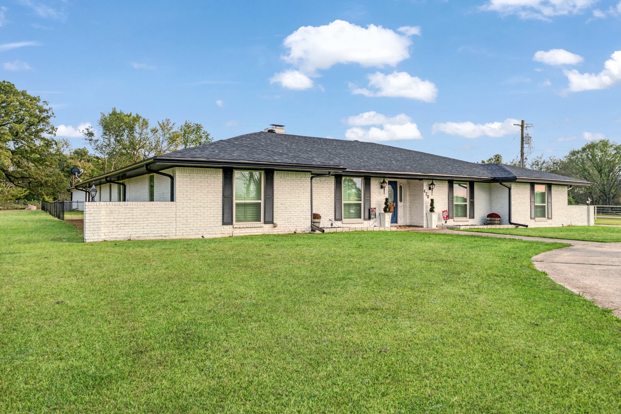 420 Clarksville Road