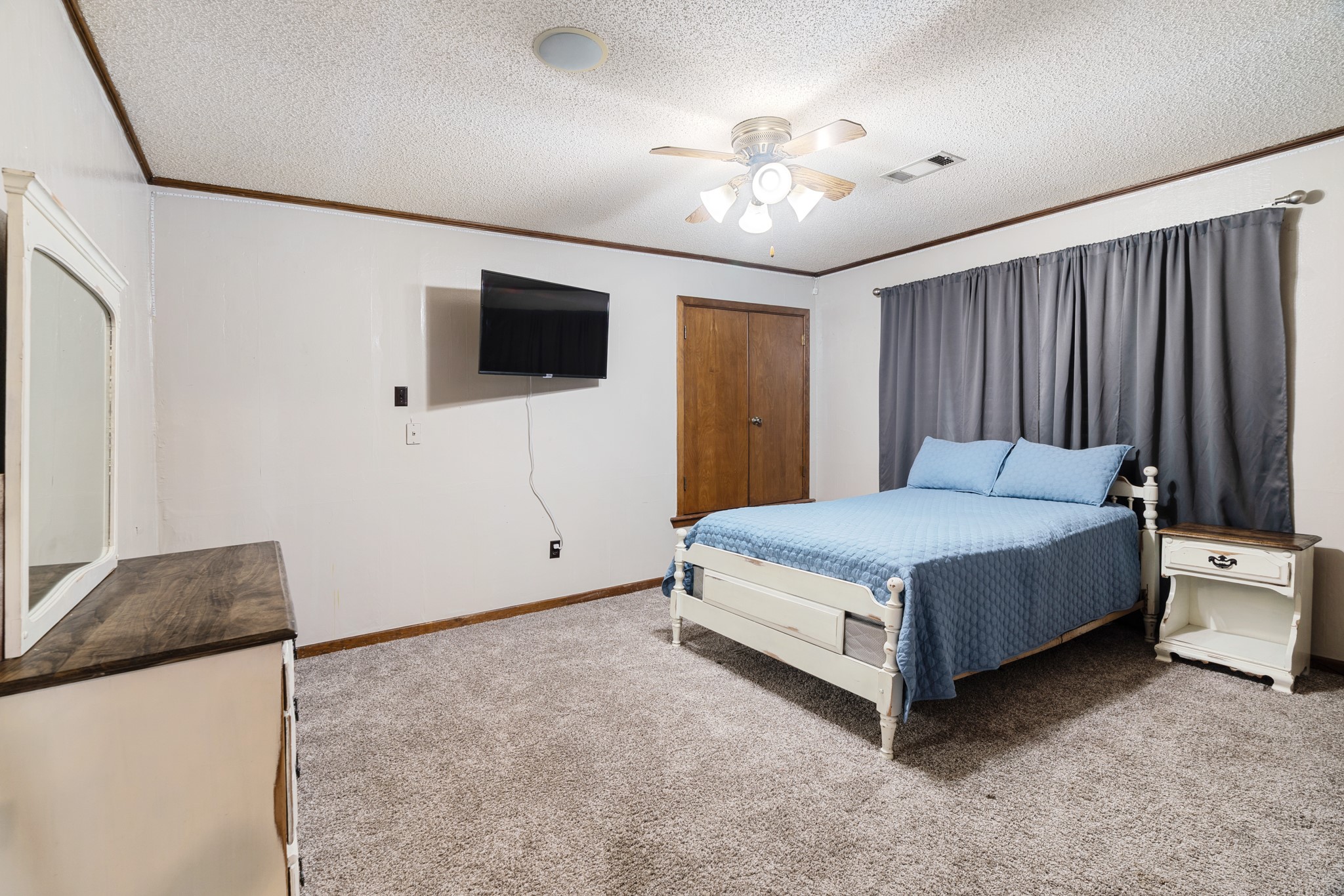 420 Clarksville Road