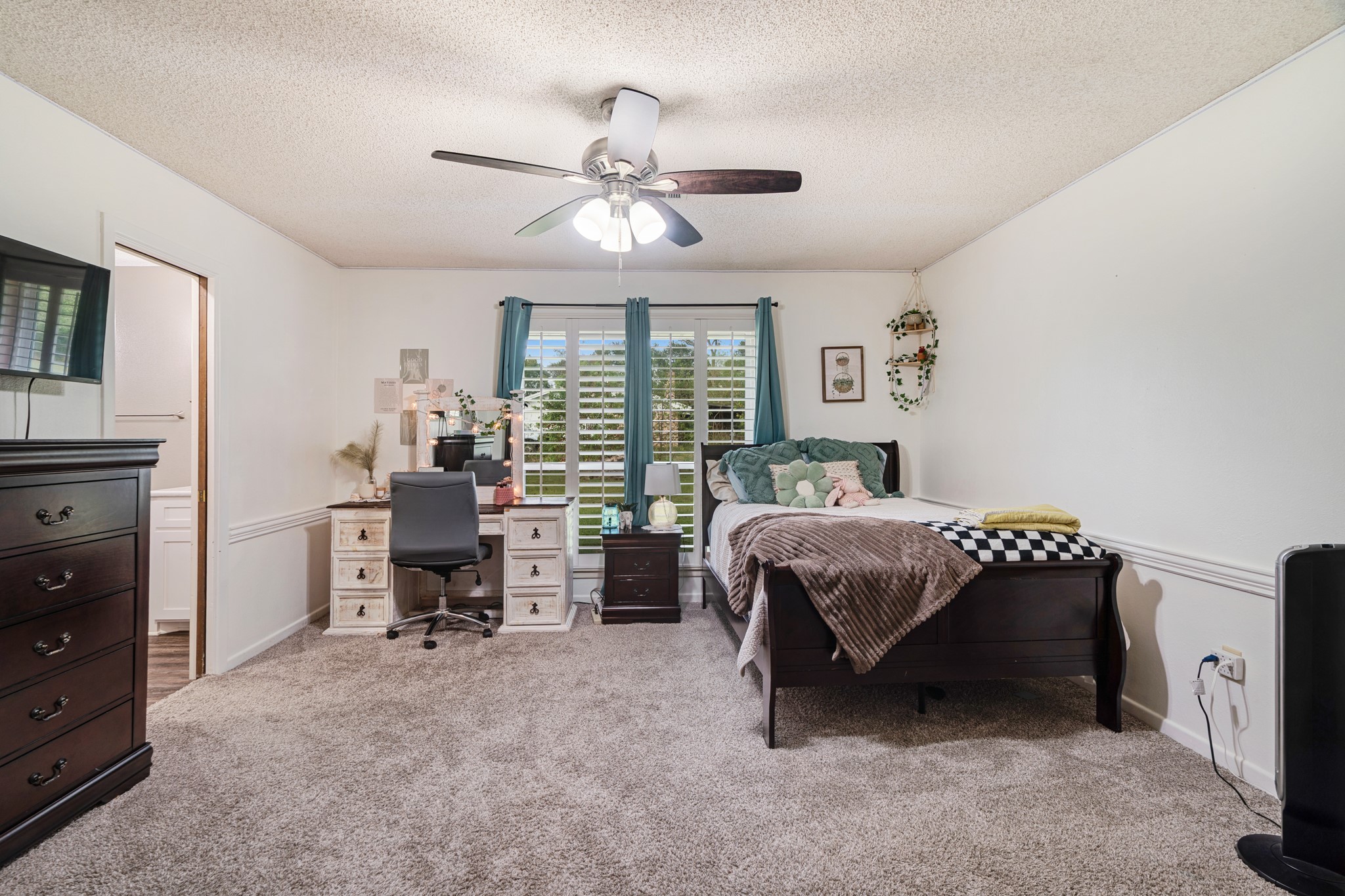 420 Clarksville Road