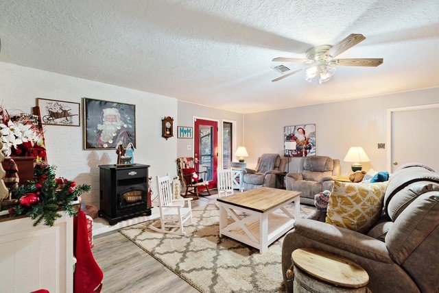 524 N Howison Street