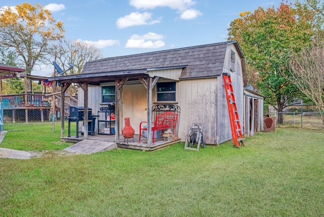 524 N Howison Street