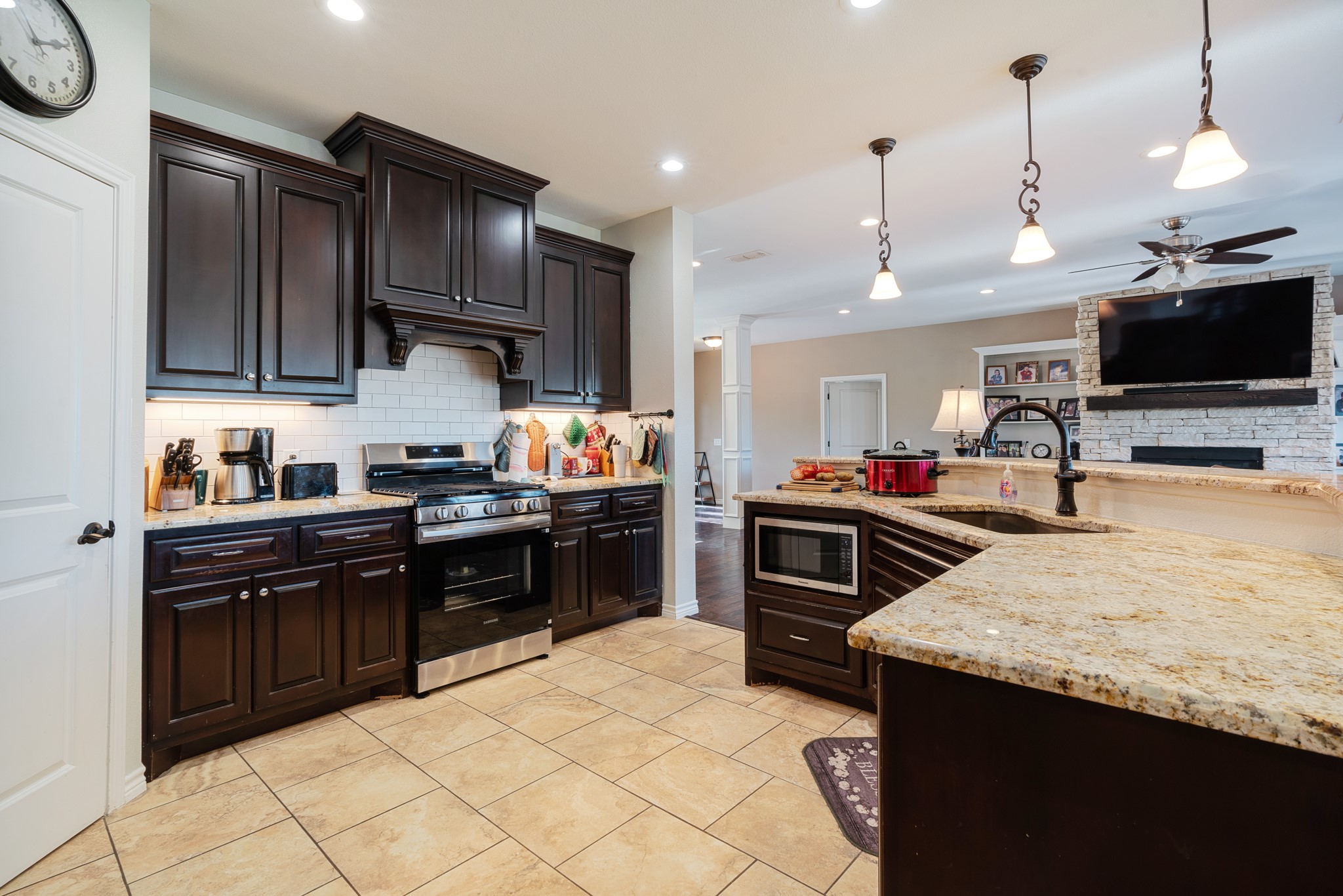 305 County Road 45800