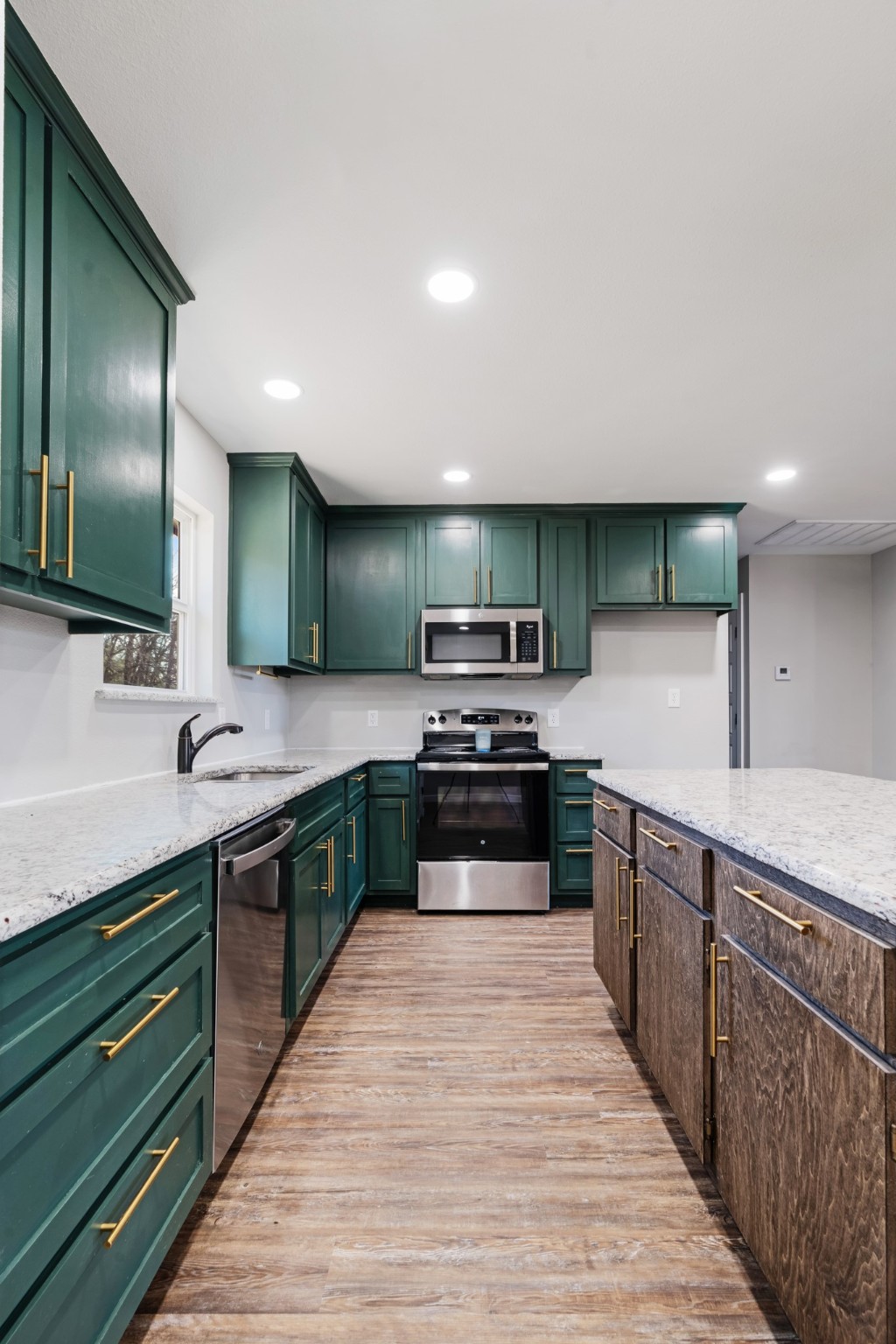 372 PR 43790 Street 43790