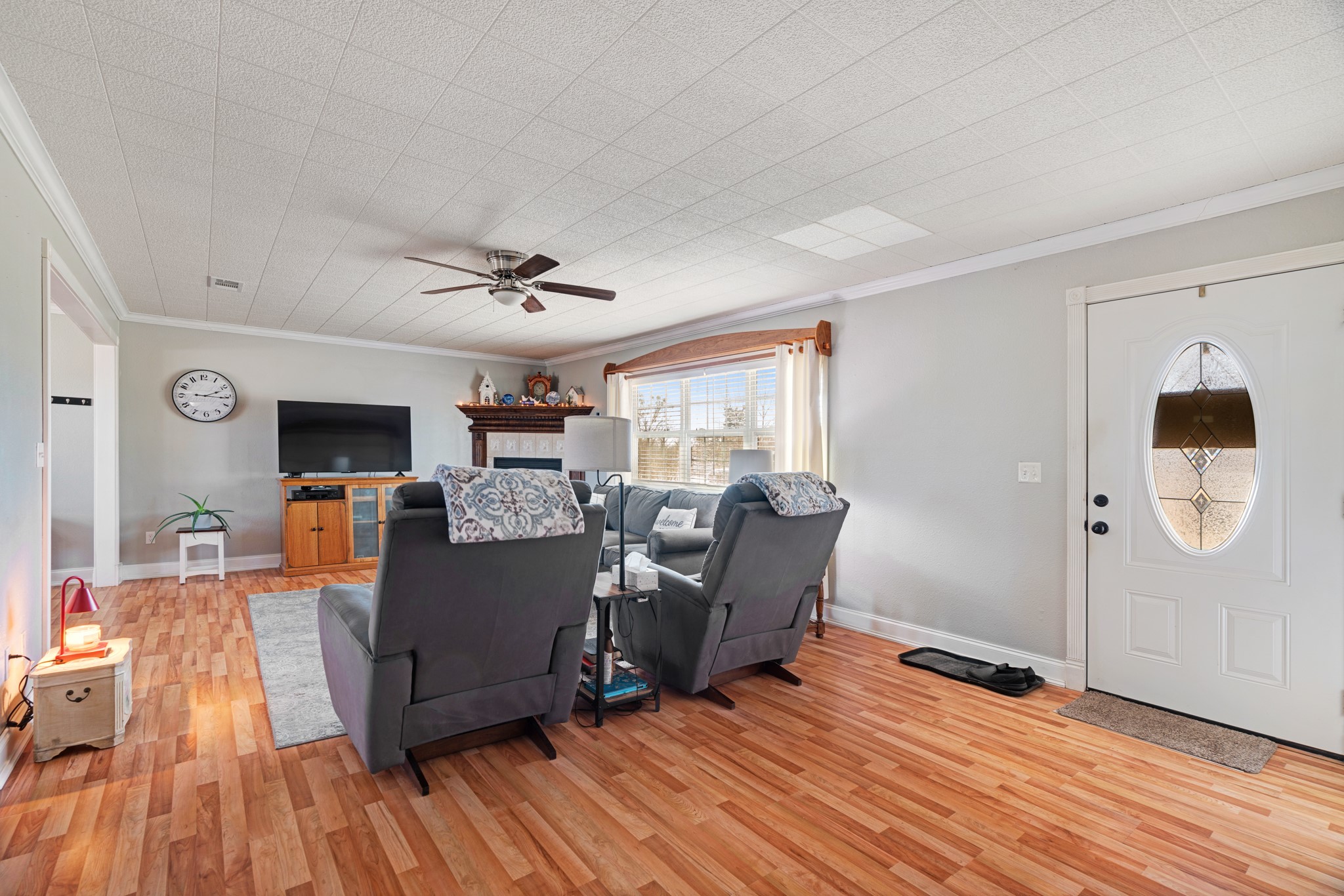 8413 Farm Road 195