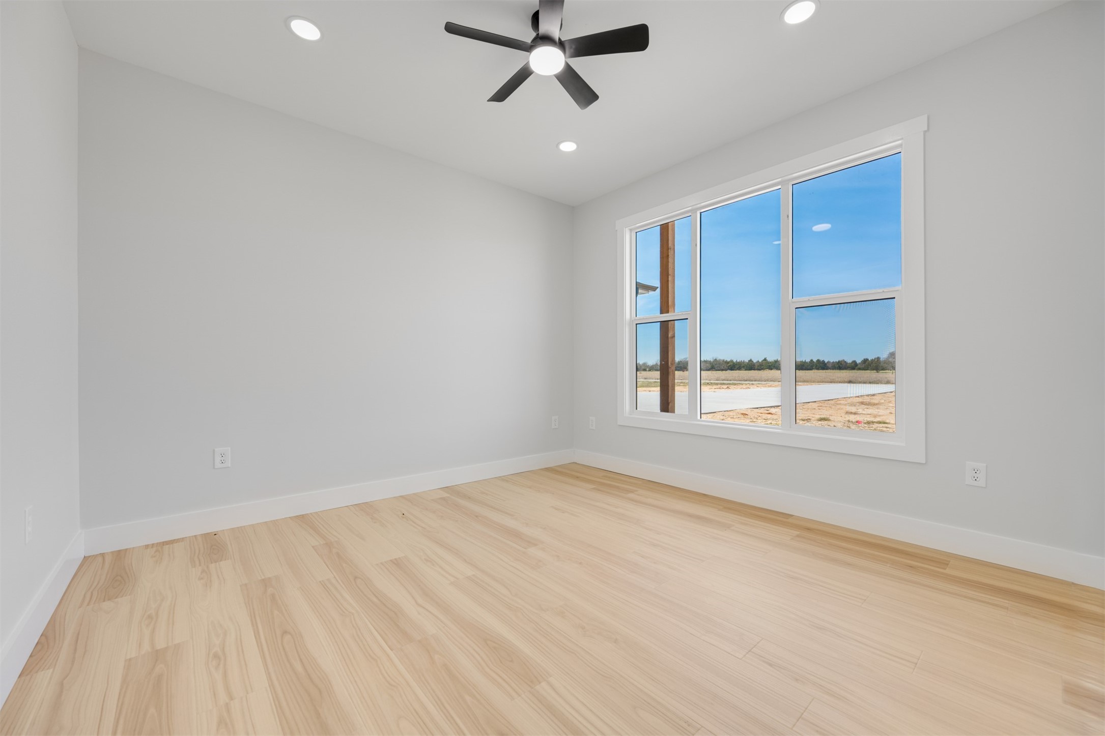 41 Private Road 33084