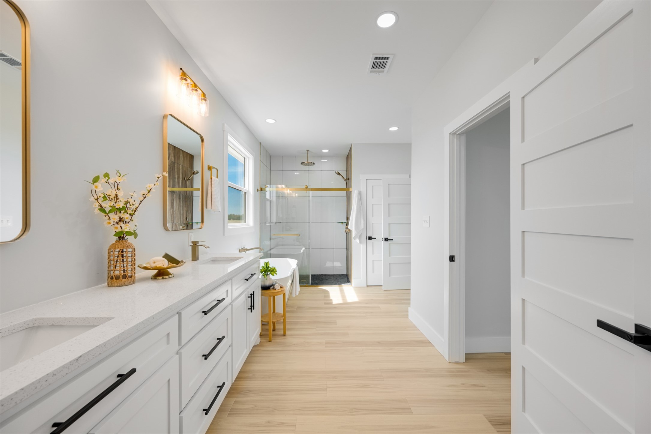 41 Private Road 33084