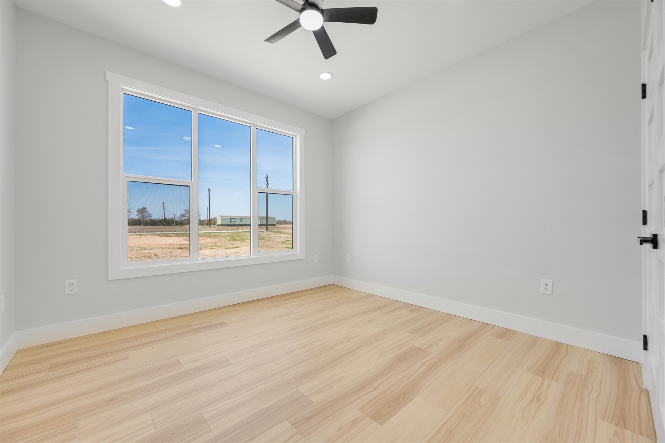 41 Private Road 33084