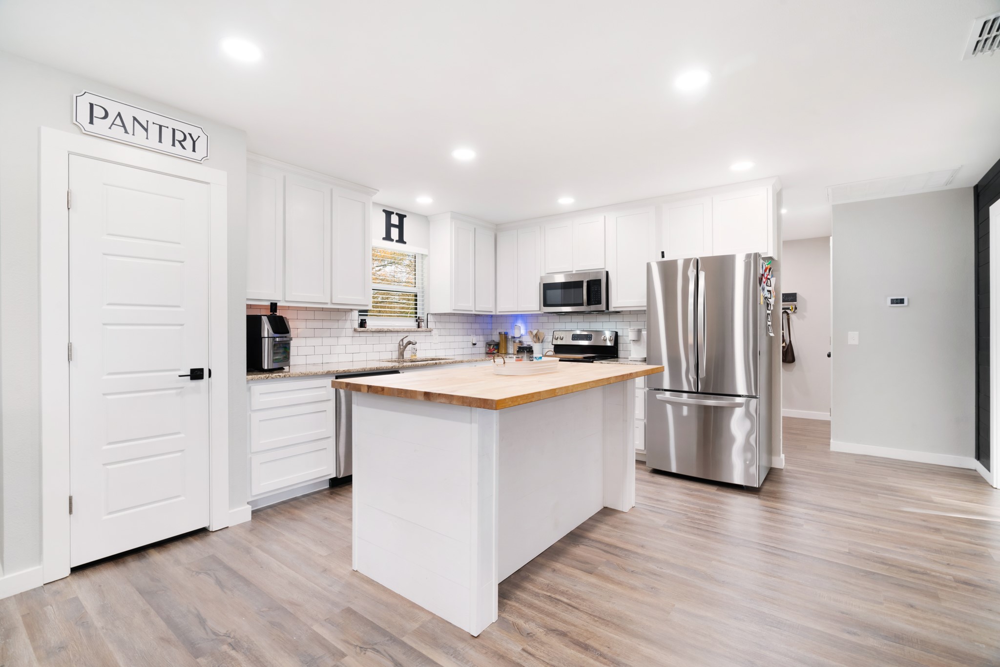 324 Private Road 43790