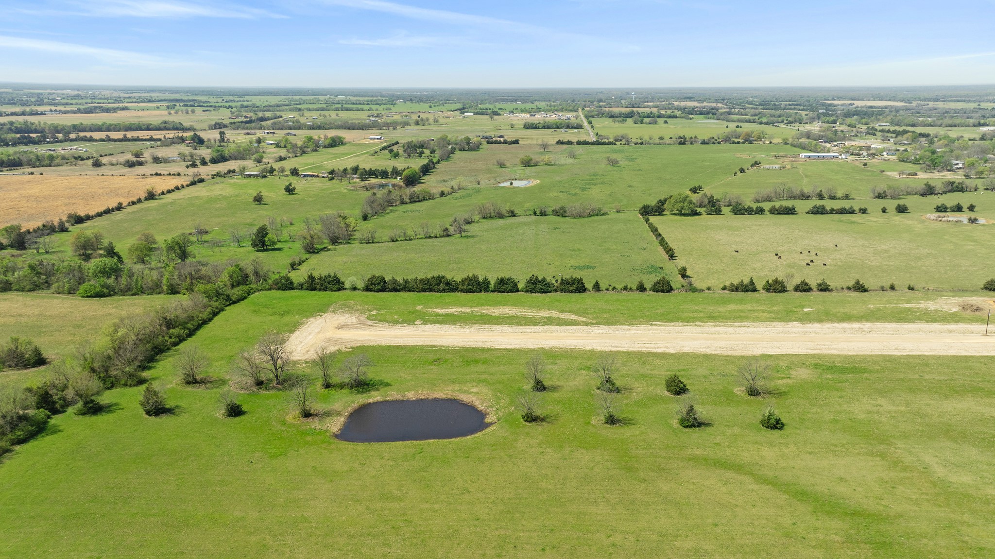 272 PRIVATE ROAD 33263