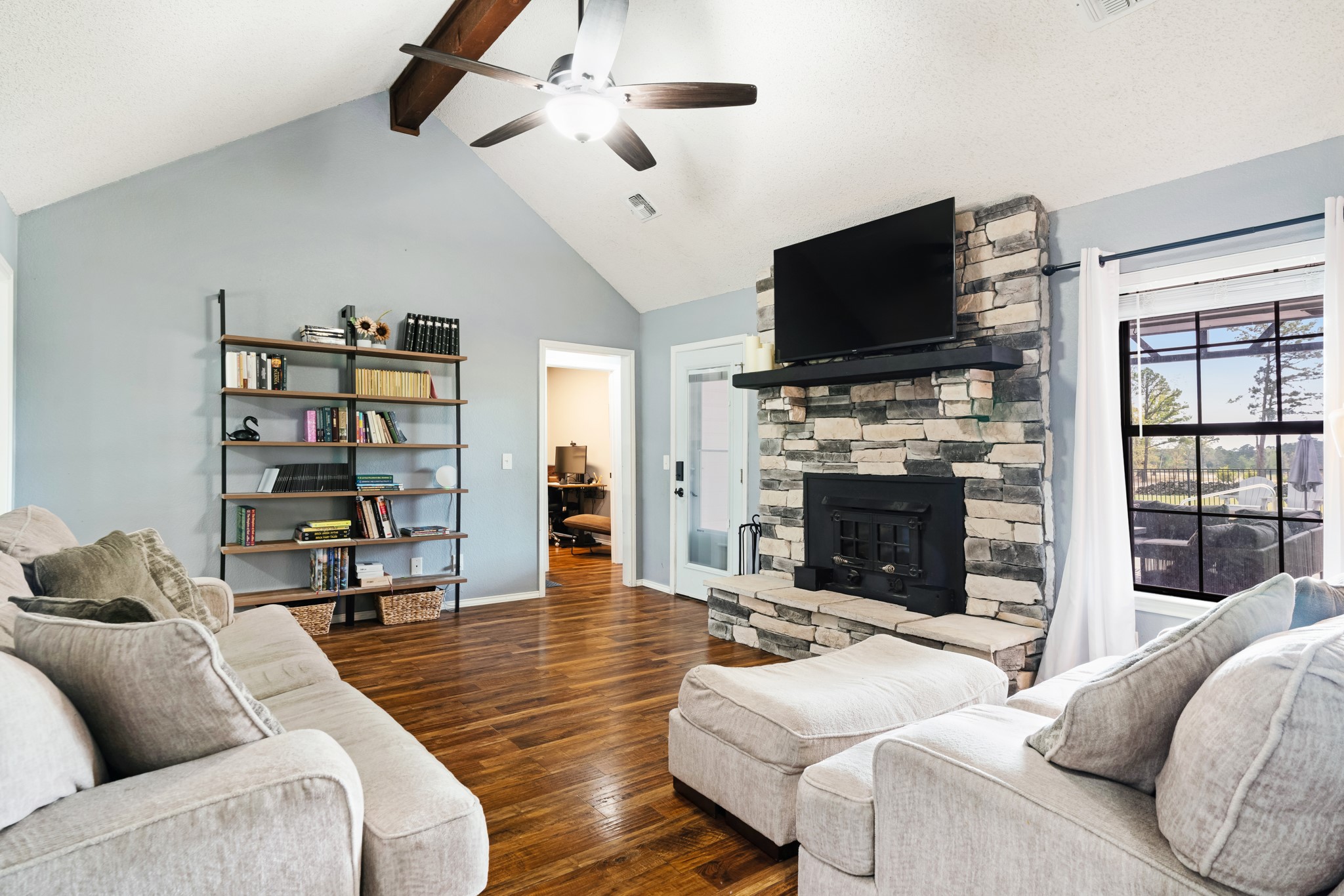 32 County Road 35940