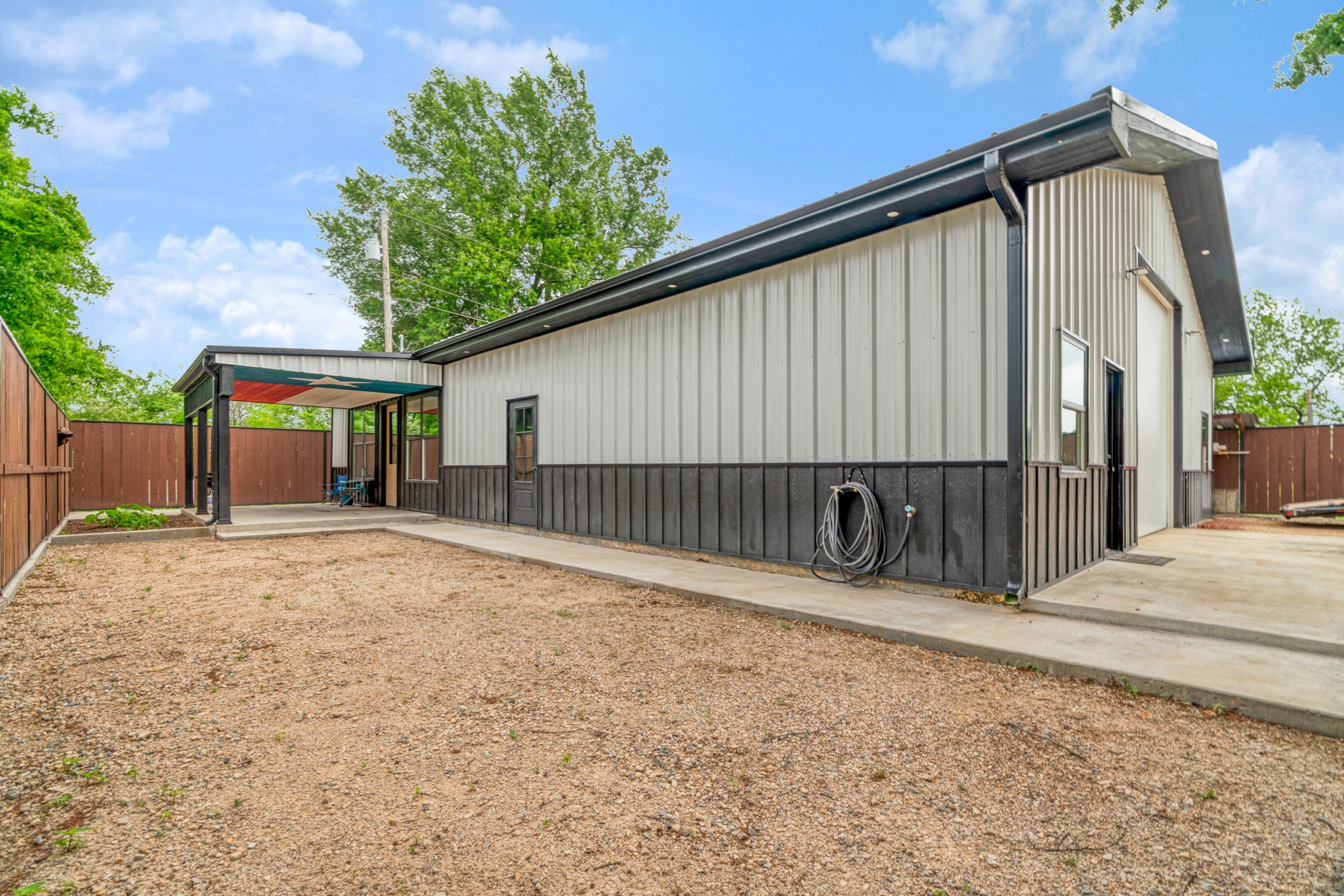 140 N Cedar