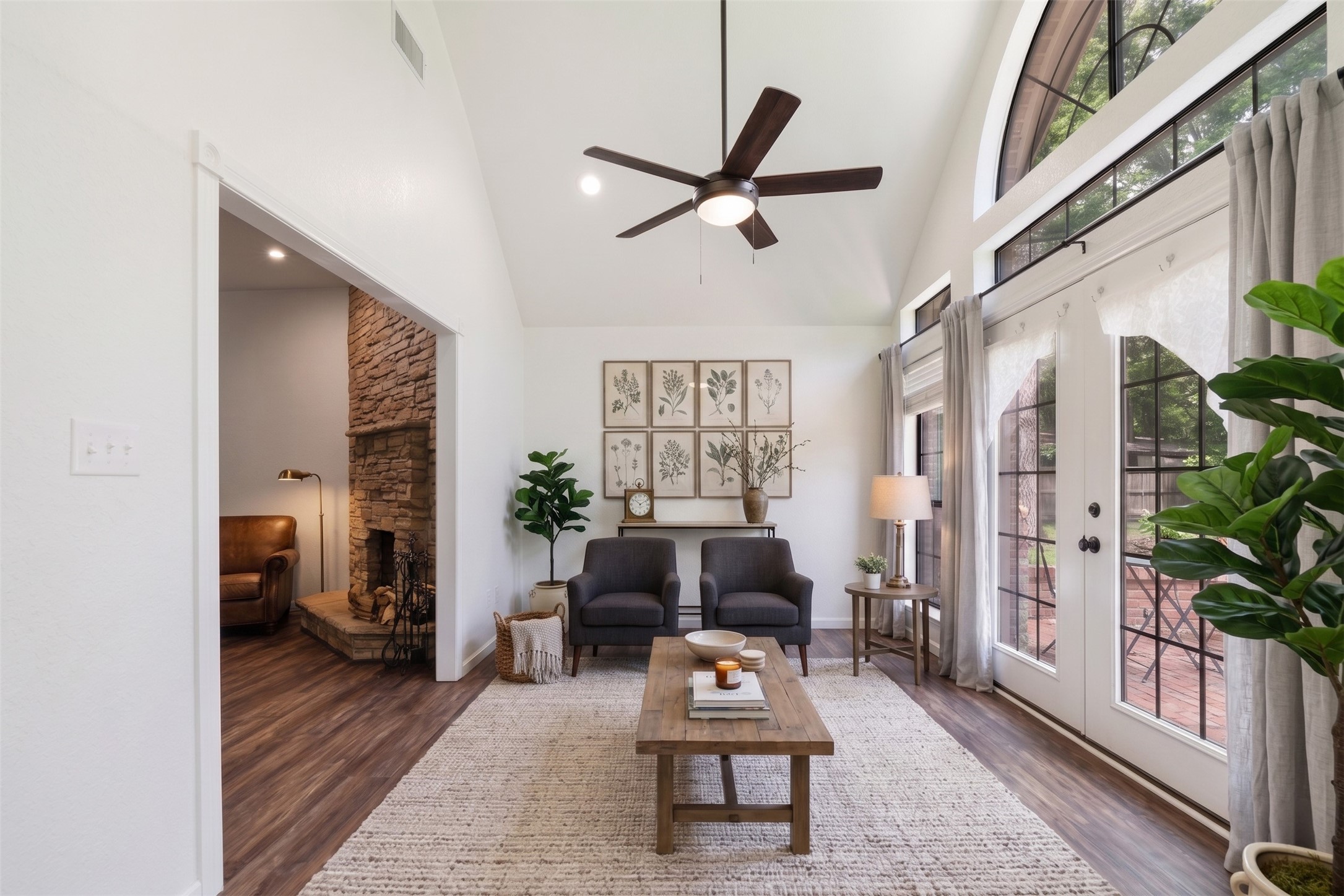 212 Wooded Hills Drive