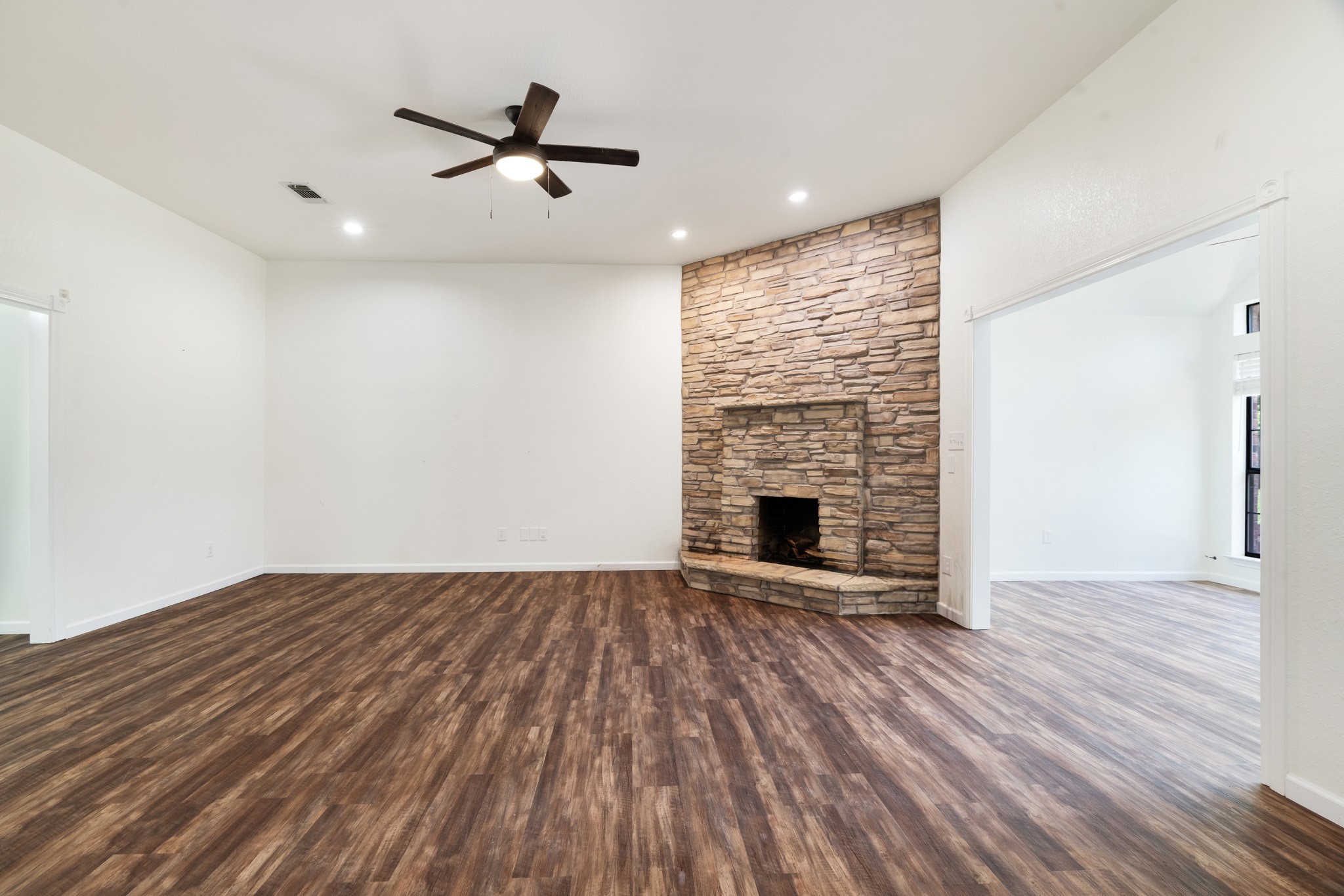 212 Wooded Hills Drive