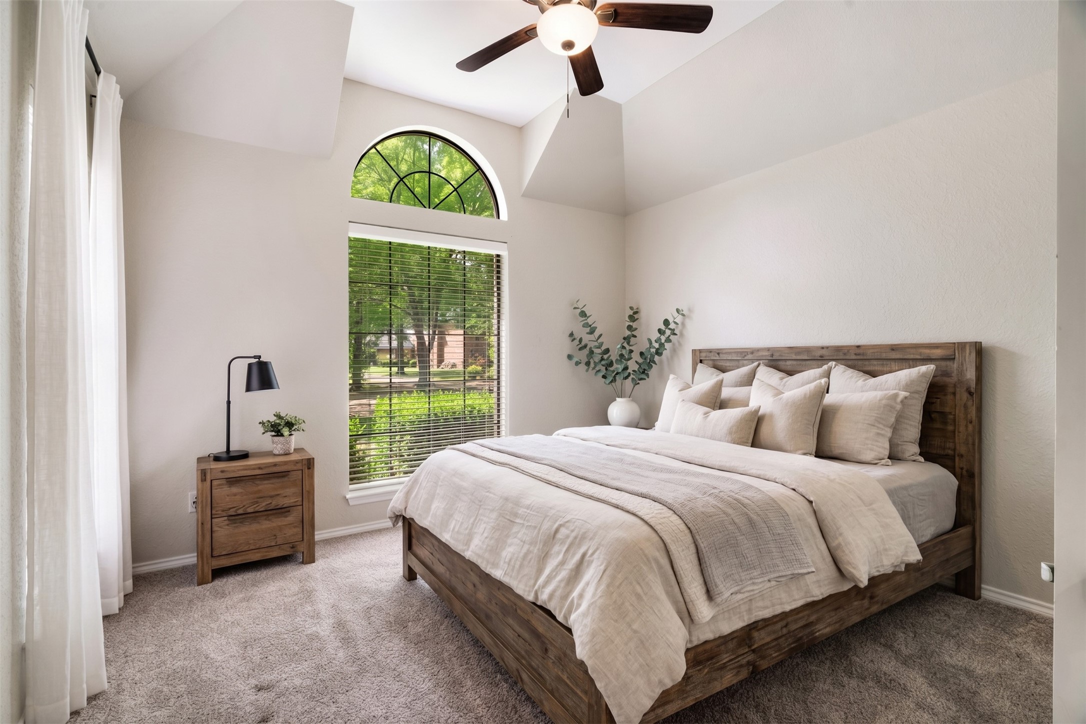 212 Wooded Hills Drive