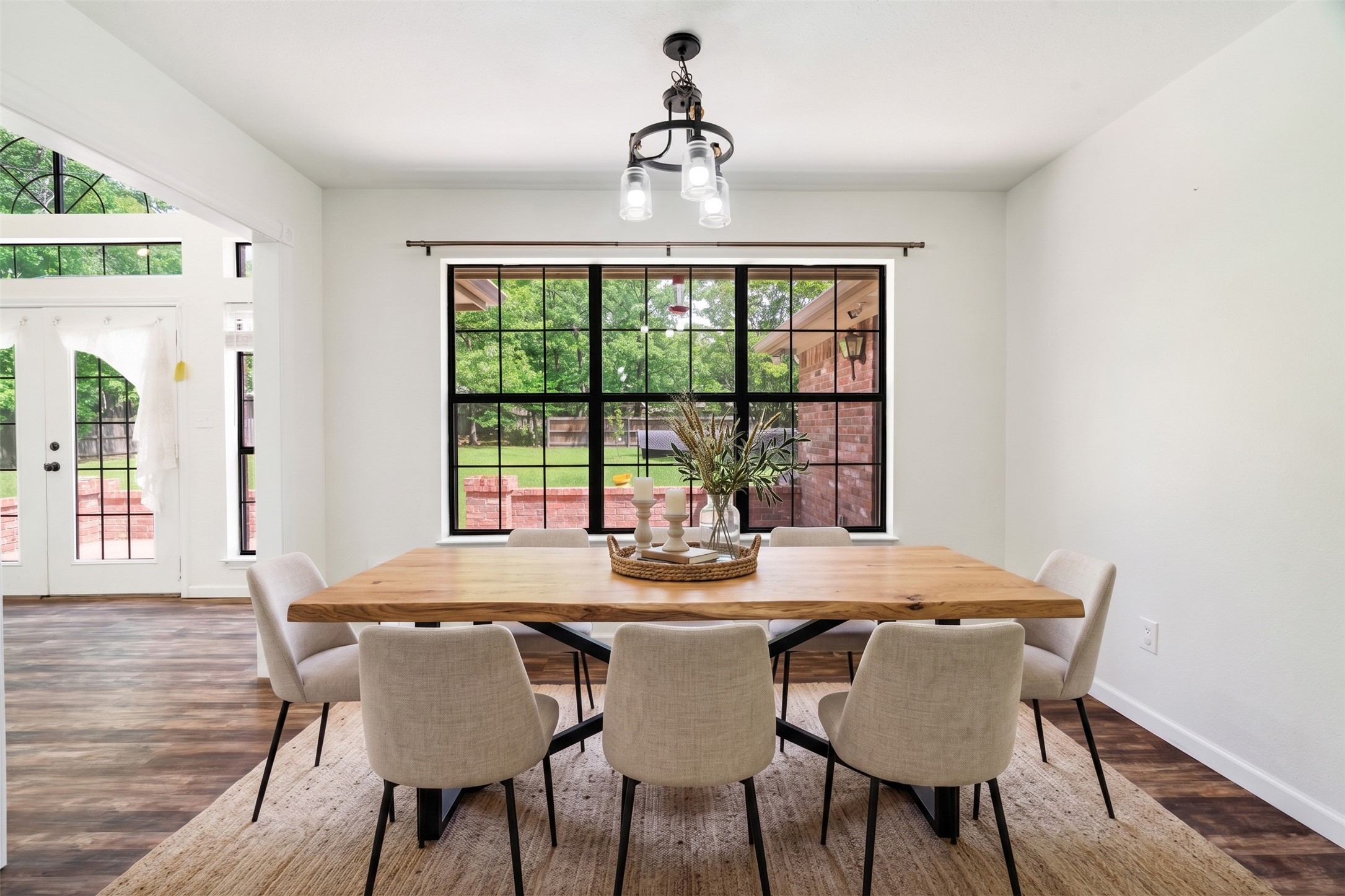 212 Wooded Hills Drive