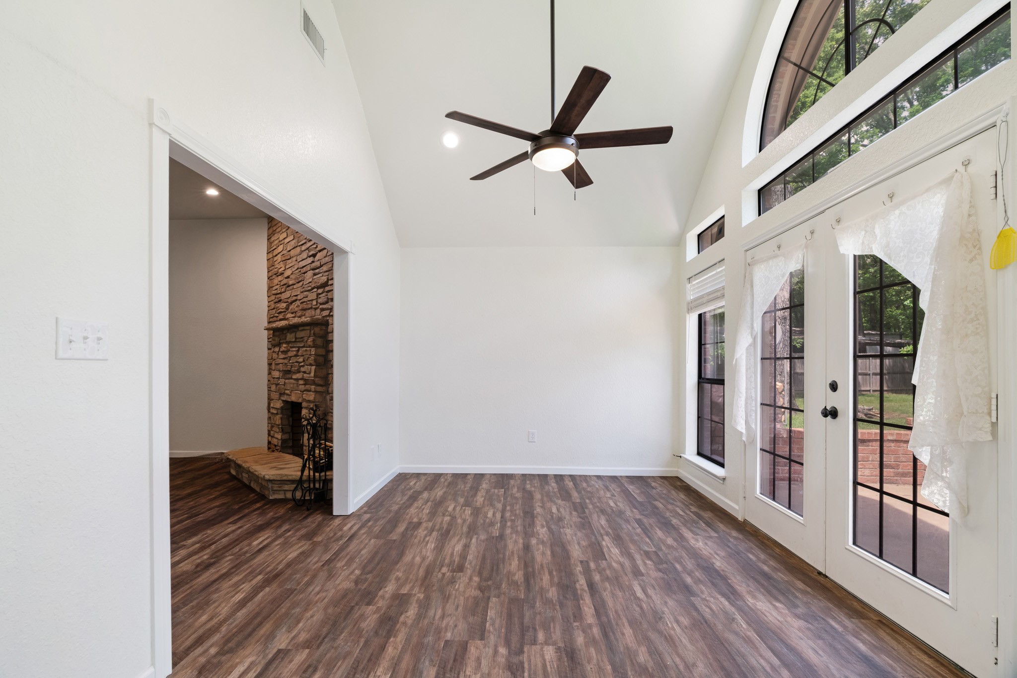 212 Wooded Hills Drive